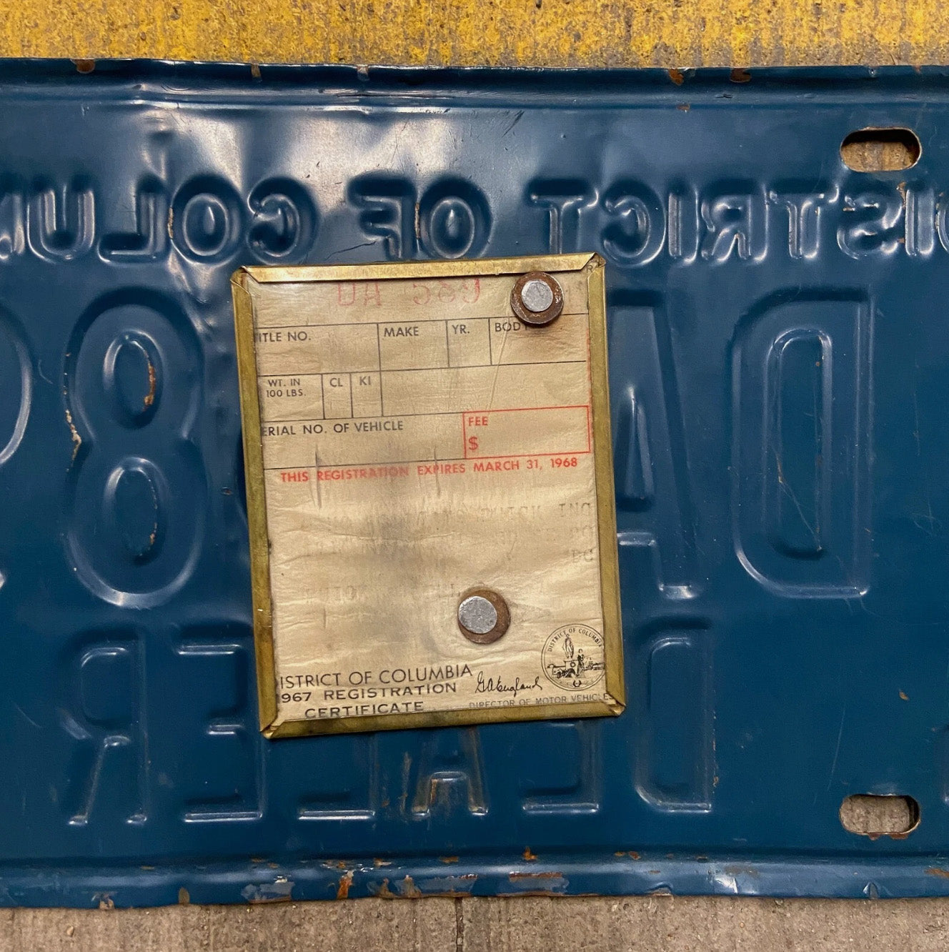 1968 Washington DC Dealer License Plate Auto Tag DA 589