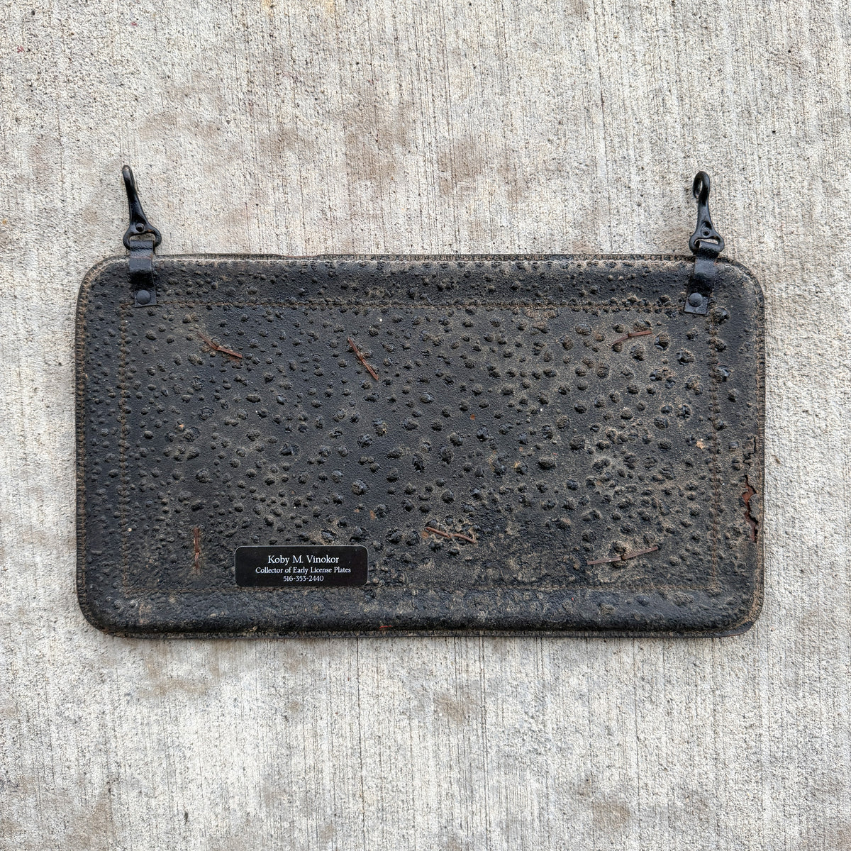 Photo of a 1907 1917 Texas Leather License Plate Auto Tag Garage Decor Vintage Low Number Three Digit 785 with original patina