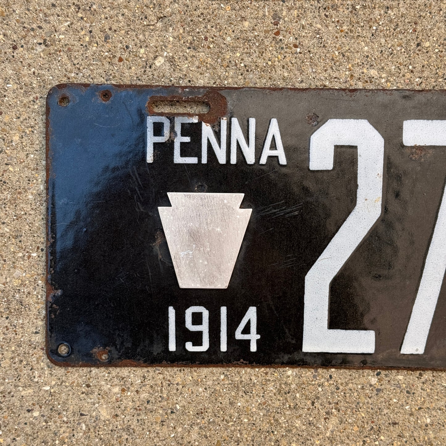 1914 Pennsylvania Porcelain License Plate Auto Tag 27697