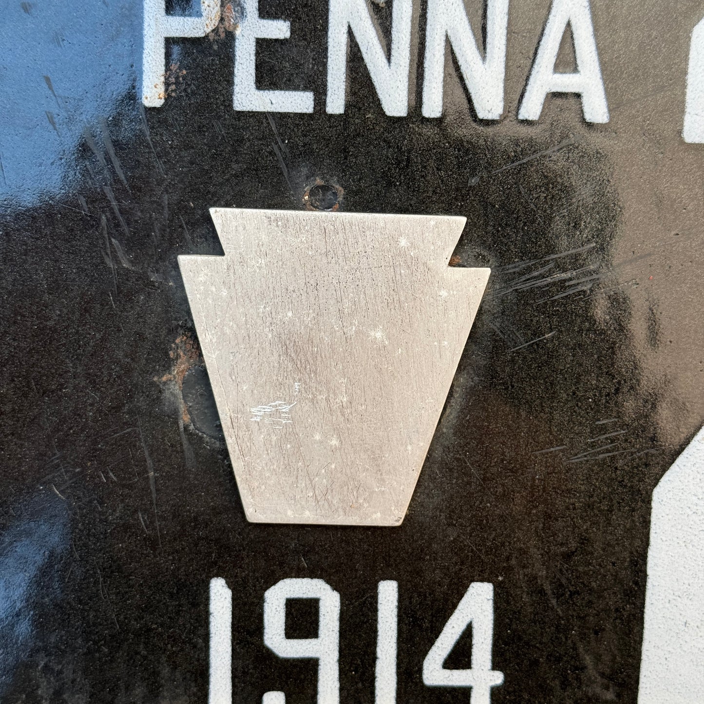 1914 Pennsylvania Porcelain License Plate Auto Tag 27697