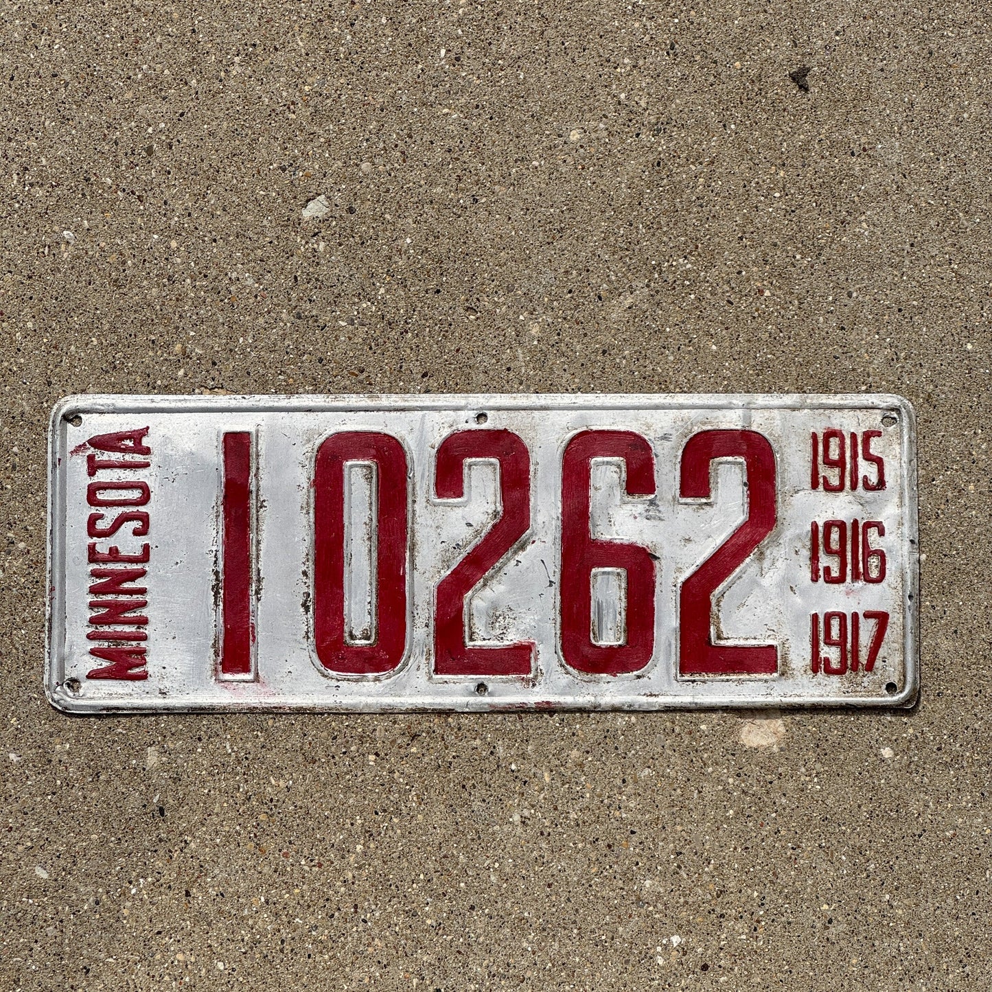 Photo of a 1915 Minnesota License Plate Auto Tag Garage Decor Vintage 1916 1917 10262
