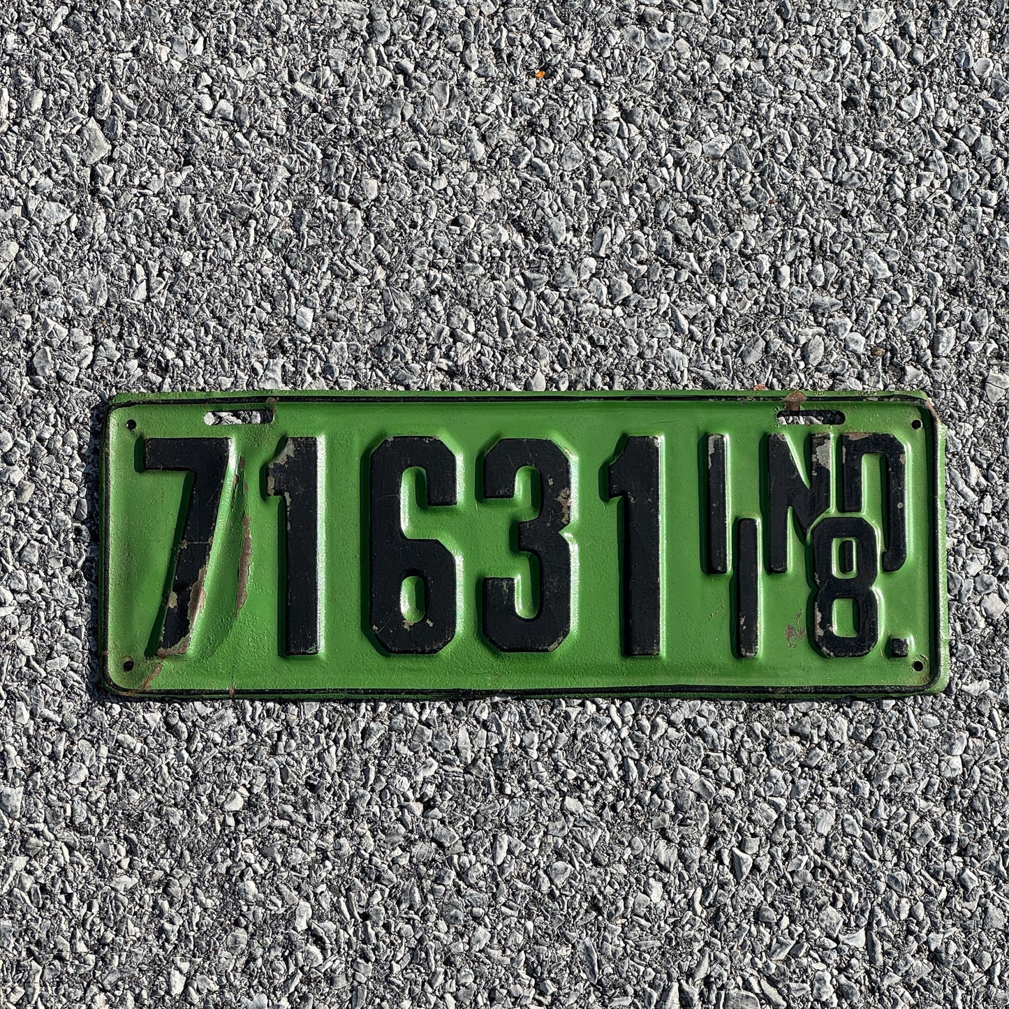 Photo of a 1918 Indiana License Plate Auto Tag Garage Decor Vintage 71631