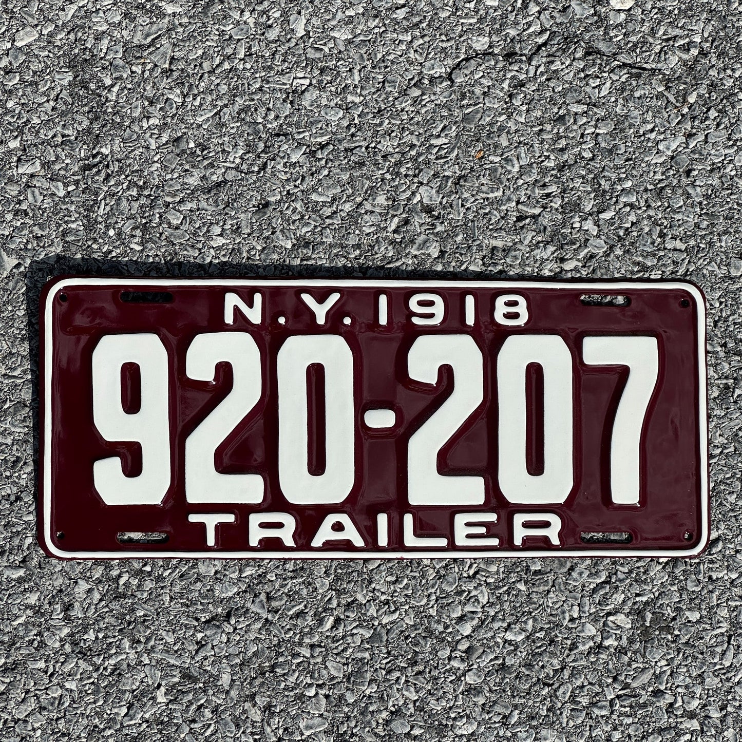 Photo of a 1918 New York Trailer License Plate Auto Tag Garage Decor Vintage 920 207