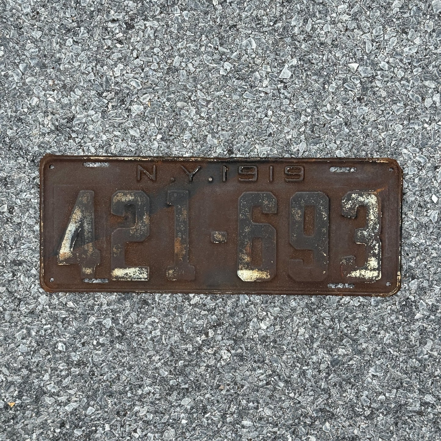 Photo of a 1919 New York License Plate Auto Tag Garage Decor Vintage 421 693