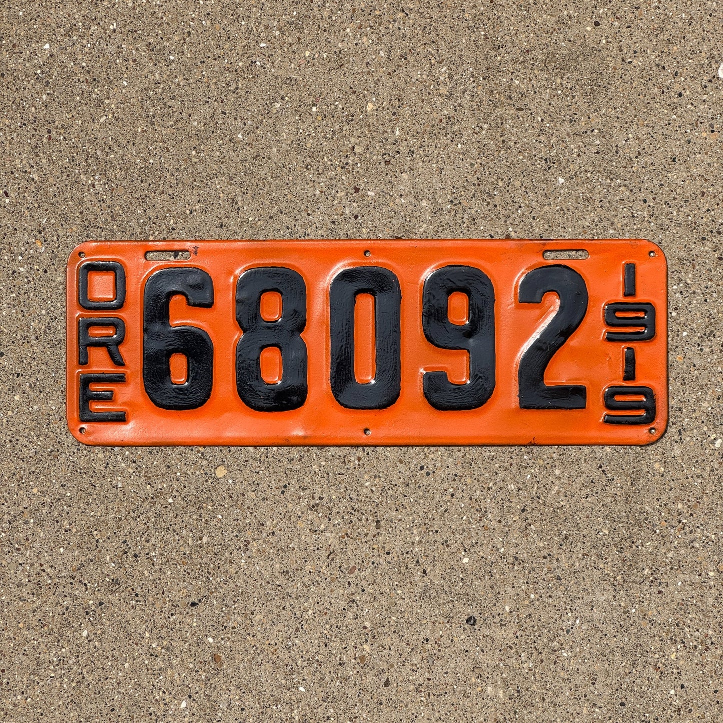 Photo of a 1919 Oregon License Plate Auto Tag Garage Decor Vintage 68092