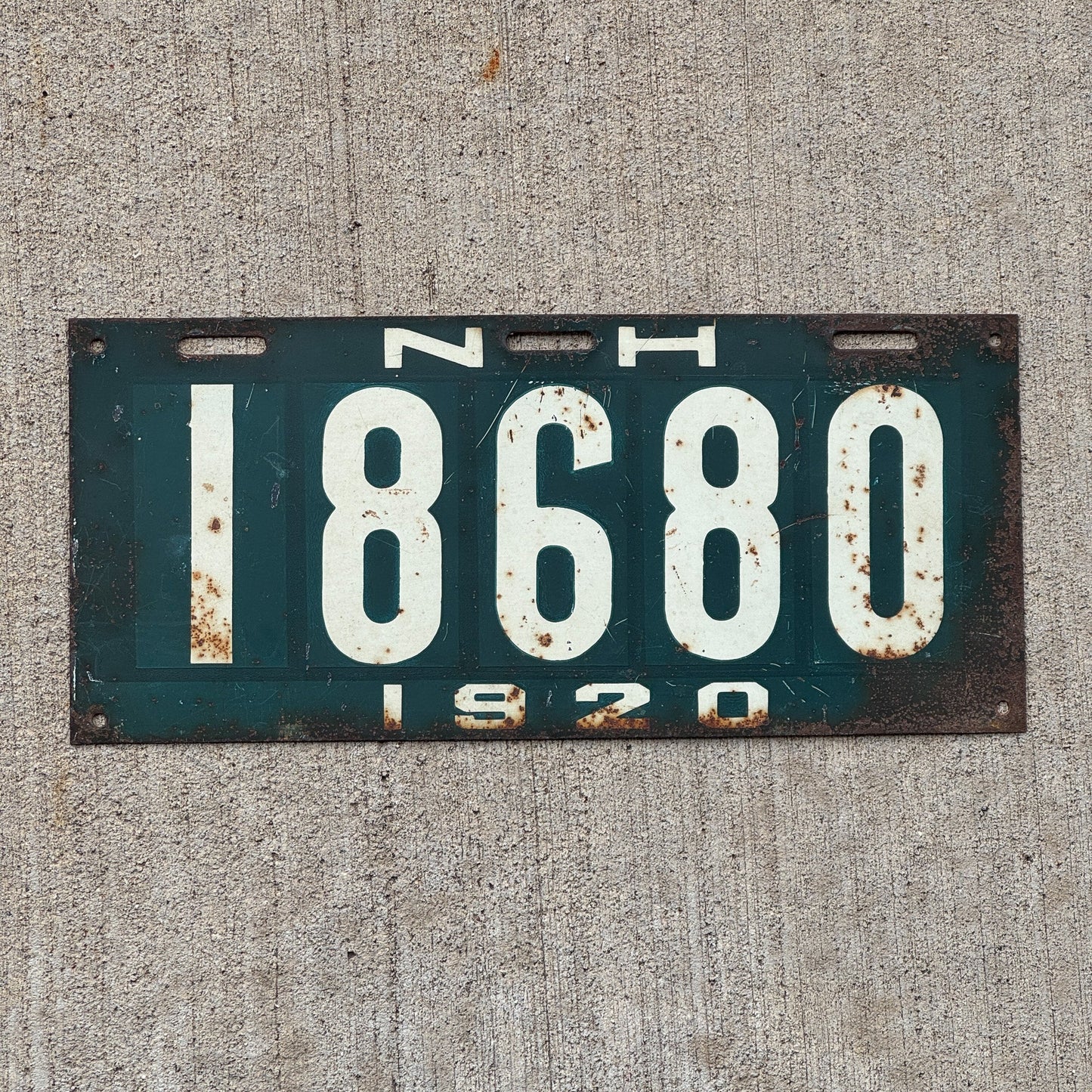 Photo of a 1920 New Hampshire License Plate Auto Tag Garage Decor Vintage 18680