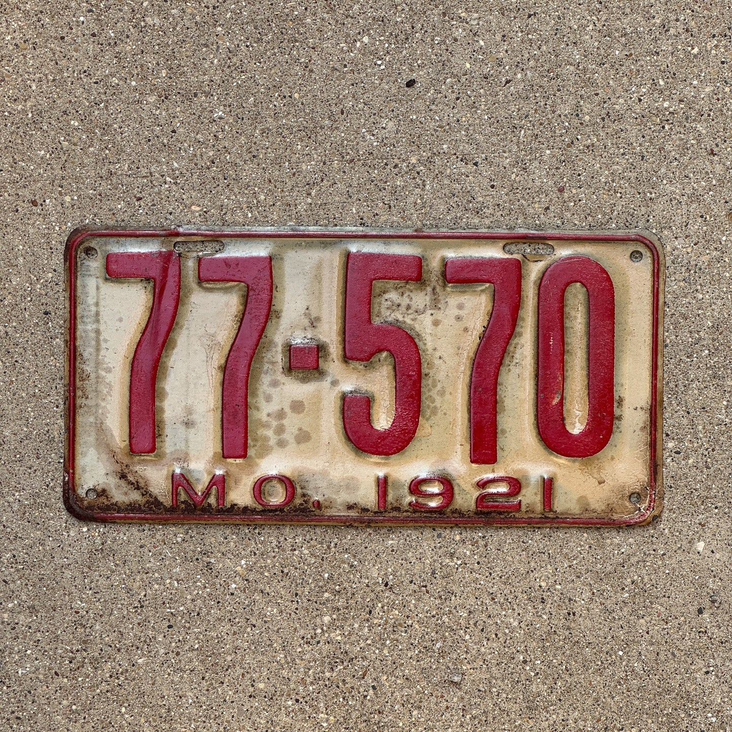 Photo of a 1921 Missouri License Plate Auto Tag Garage Decor Vintage 77 570