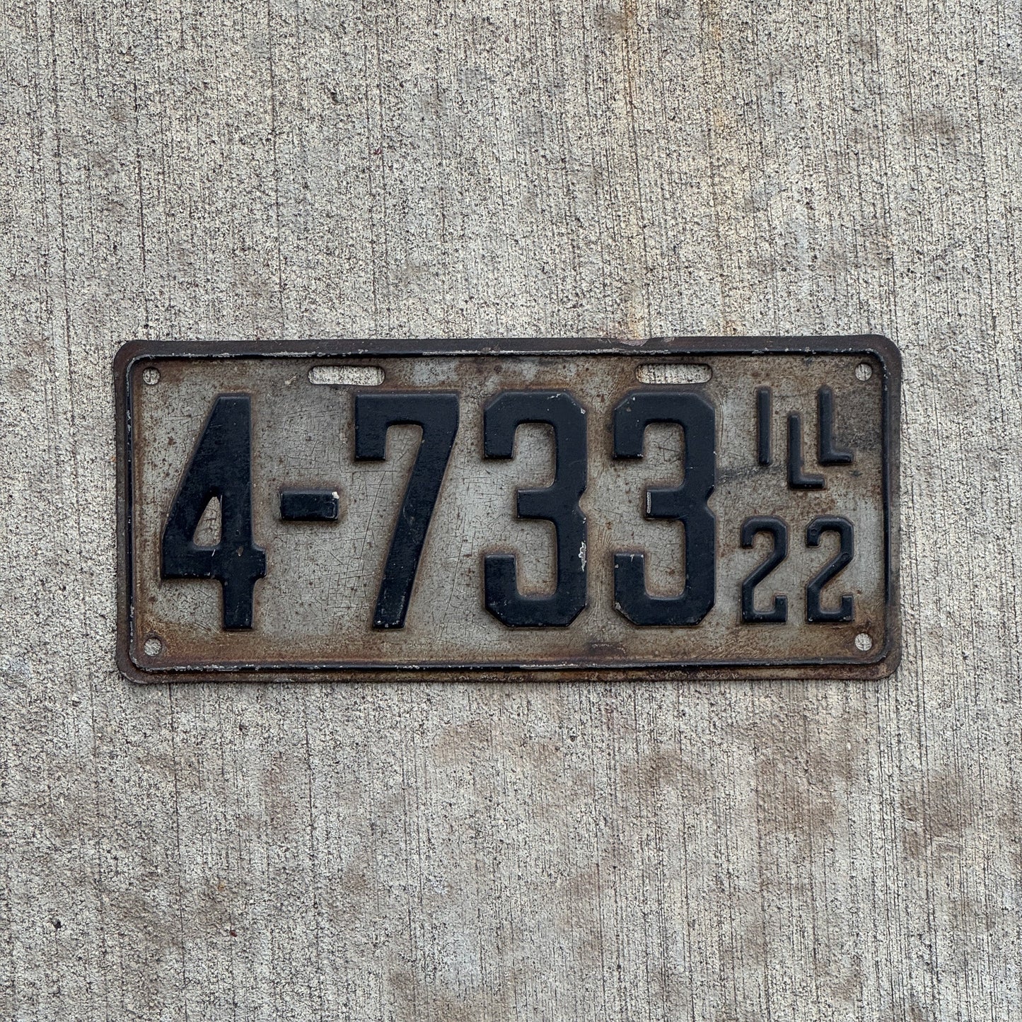 Photo of a 1922 Illinois License Plate Auto Tag Garage Decor Vintage Low Number Four Digit 4733 with original patina