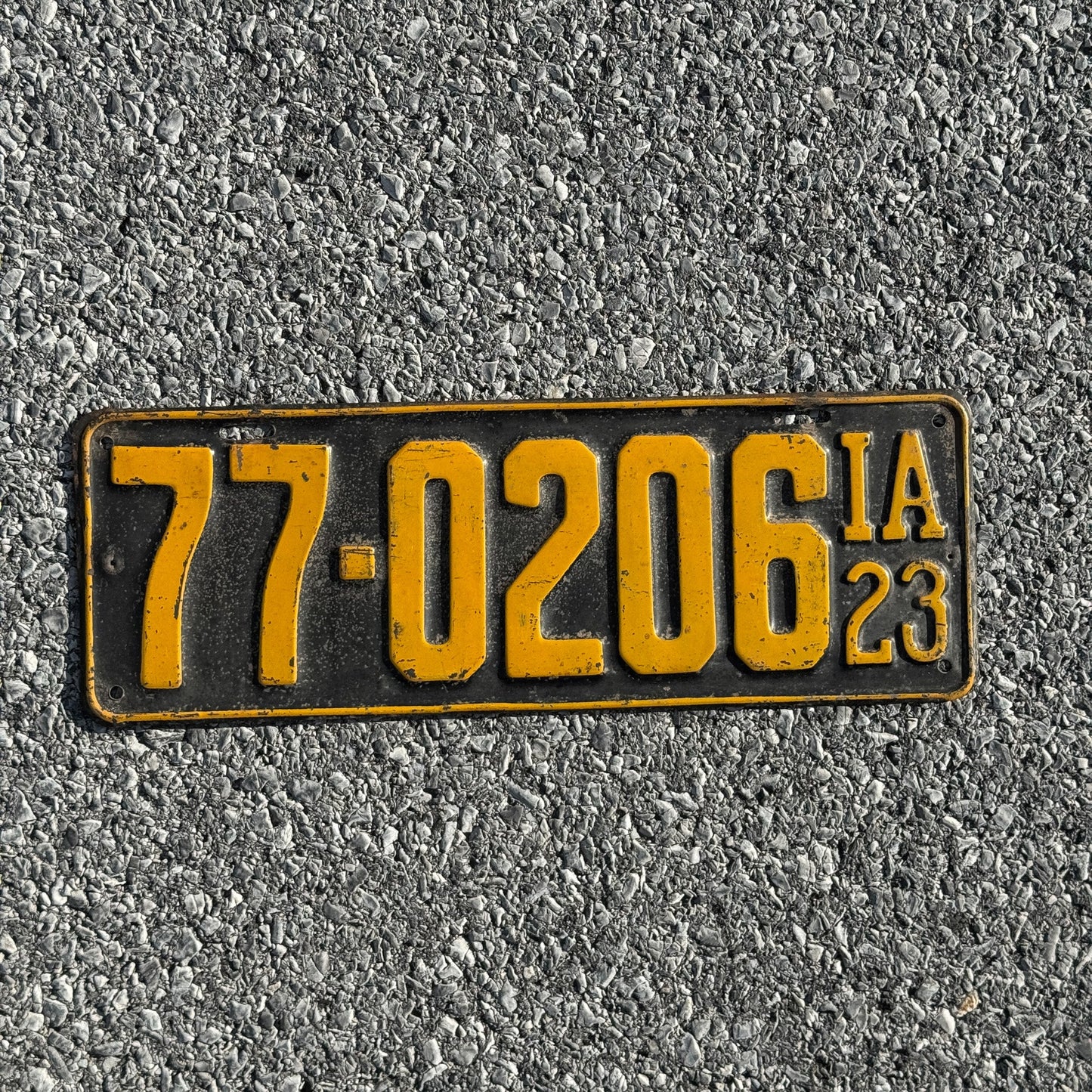 Photo of a 1923 Iowa License Plate Auto Tag Garage Decor Vintage 77 0206