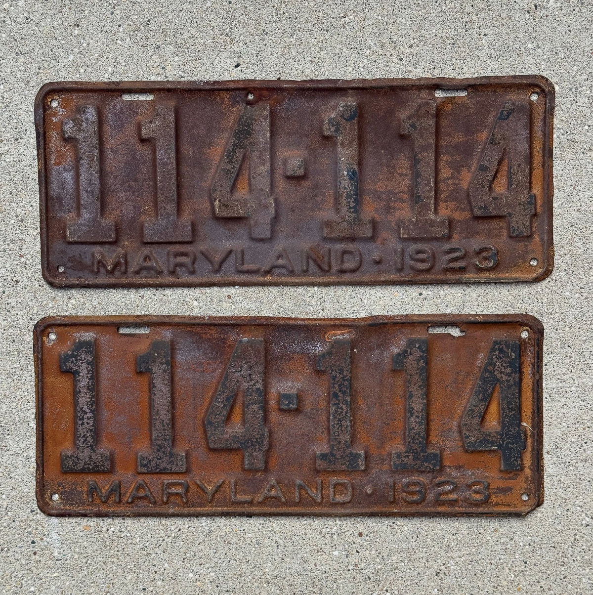 1923 Maryland License Plate Pair Vintage Auto Tag Repeat Repeating 114 114