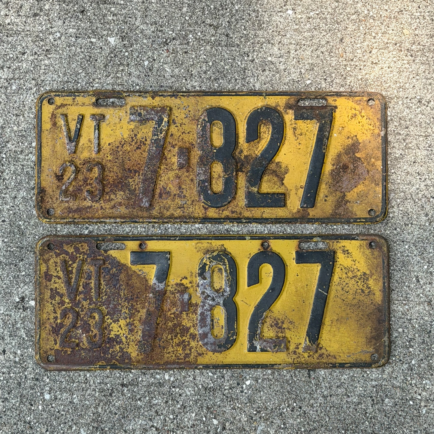 Photo of a 1923 Vermont License Plate Pair Auto Tag Garage Decor Vintage Low Number Four Digit 7 827 with original patina