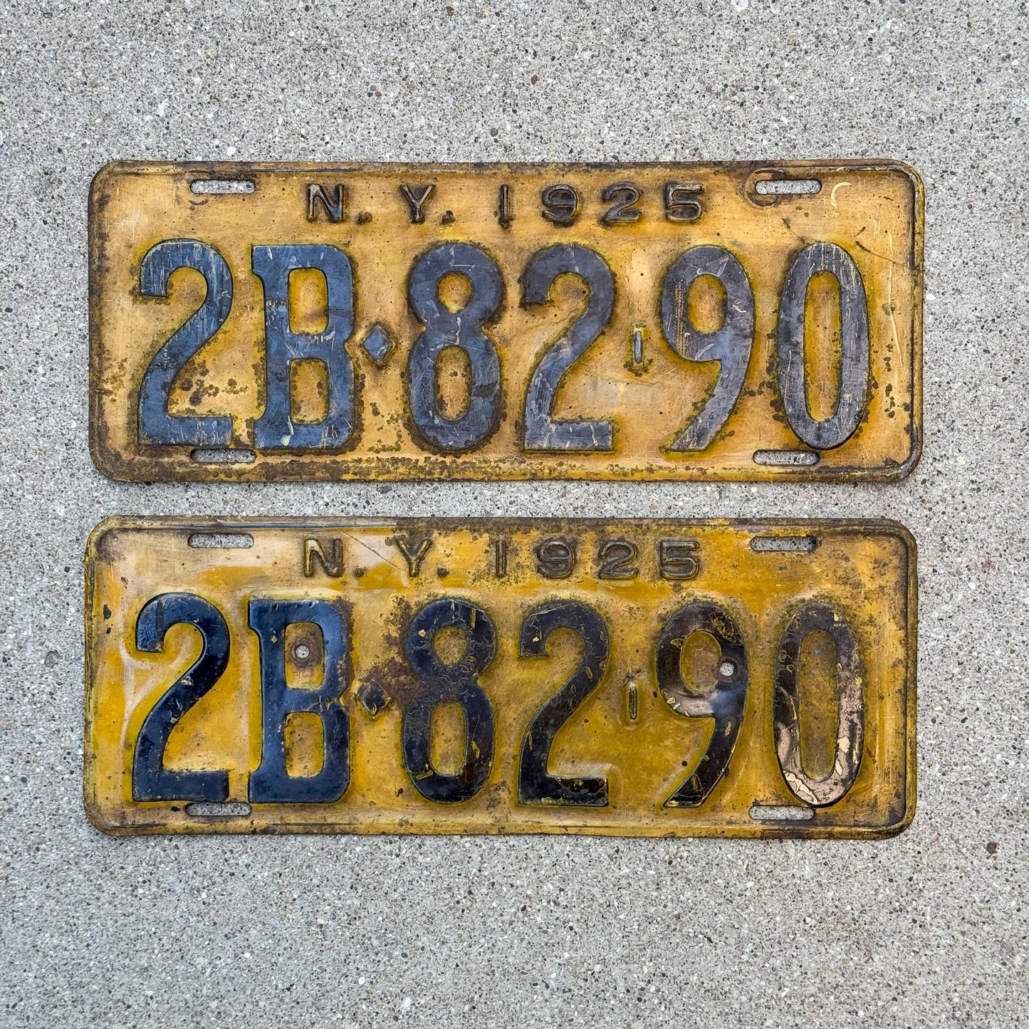 Photo of a 1925 New York License Plate Pair Auto Tag Garage Decor Vintage 2B 82 90 with original patina