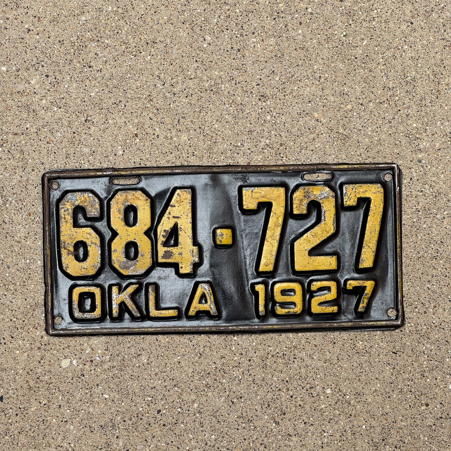 Photo of a 1927 Oklahoma License Plate Auto Tag Garage Decor Vintage 684 727