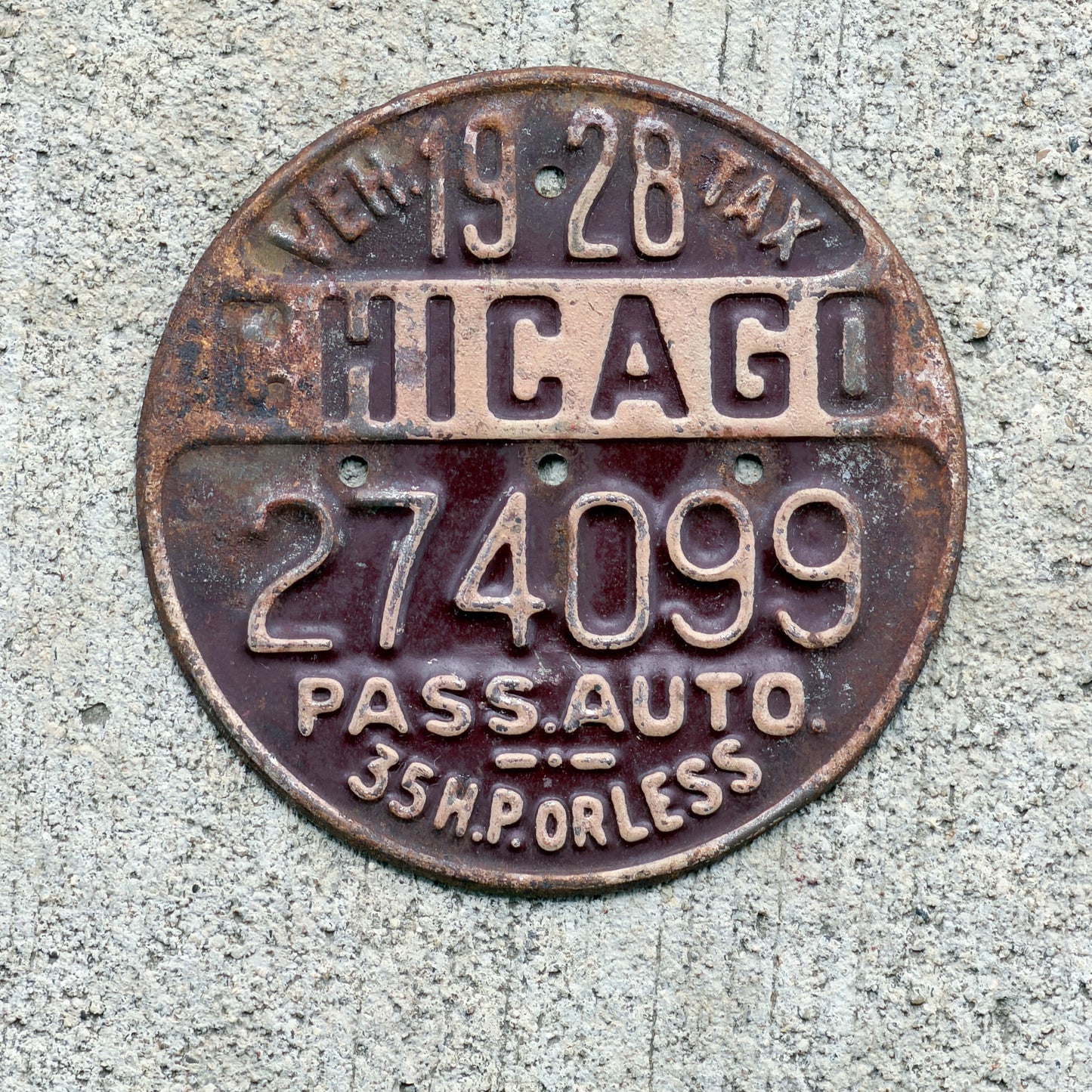 Photo of a 1928 Illinois Tax Tag License Plate Auto Tag Garage Decor Vintage 274099 with original patina