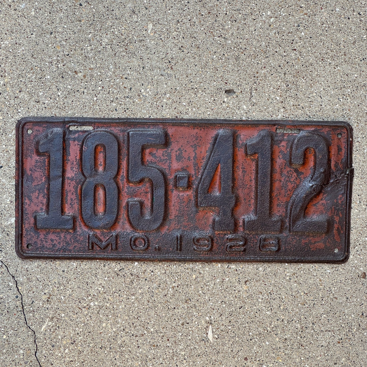 Photo of a 1928 Missouri License Plate Auto Tag Garage Decor Vintage Ford Model A Year 185 412