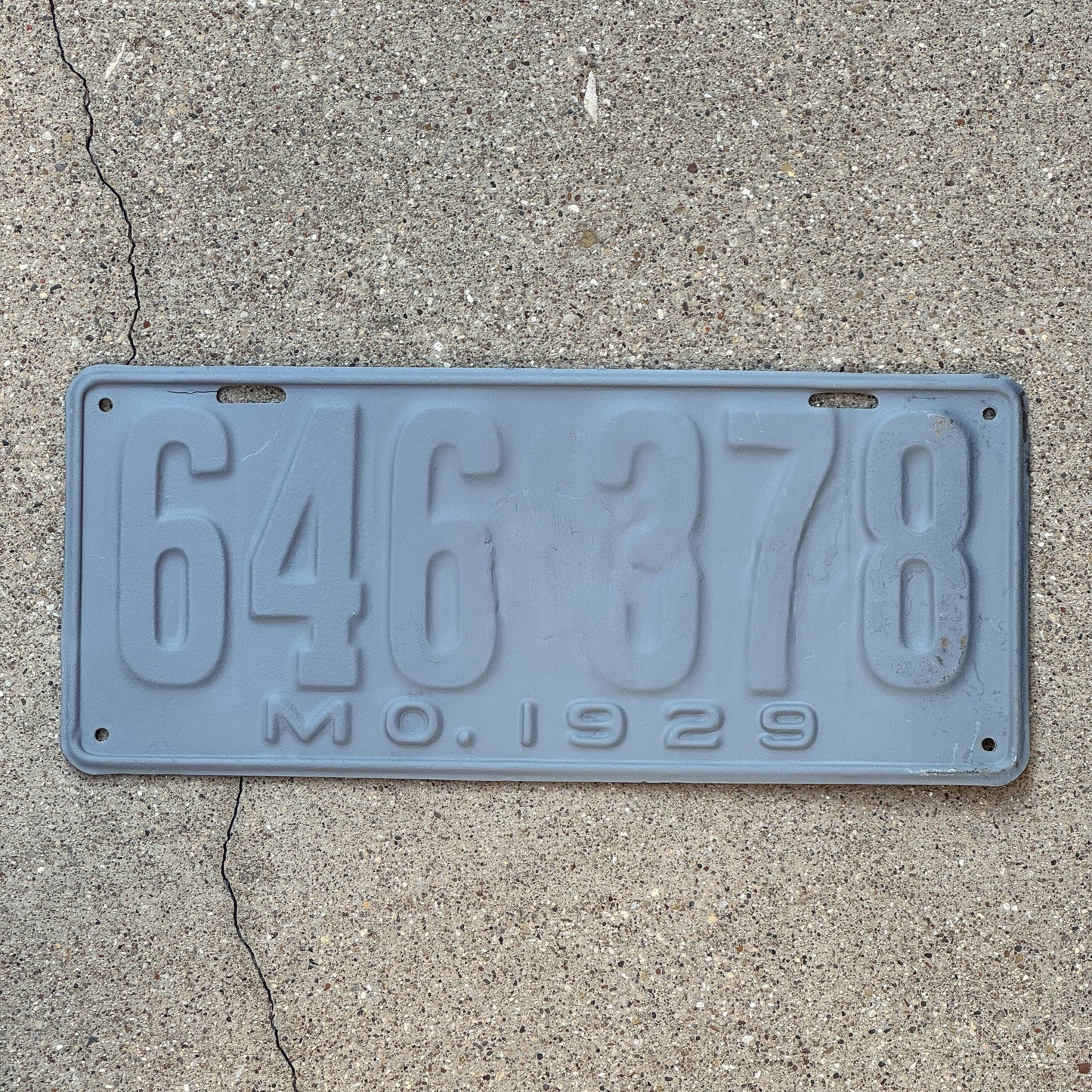 Photo of a 1929 Missouri License Plate Auto Tag Garage Decor Vintage Ford Model A Year 646 378