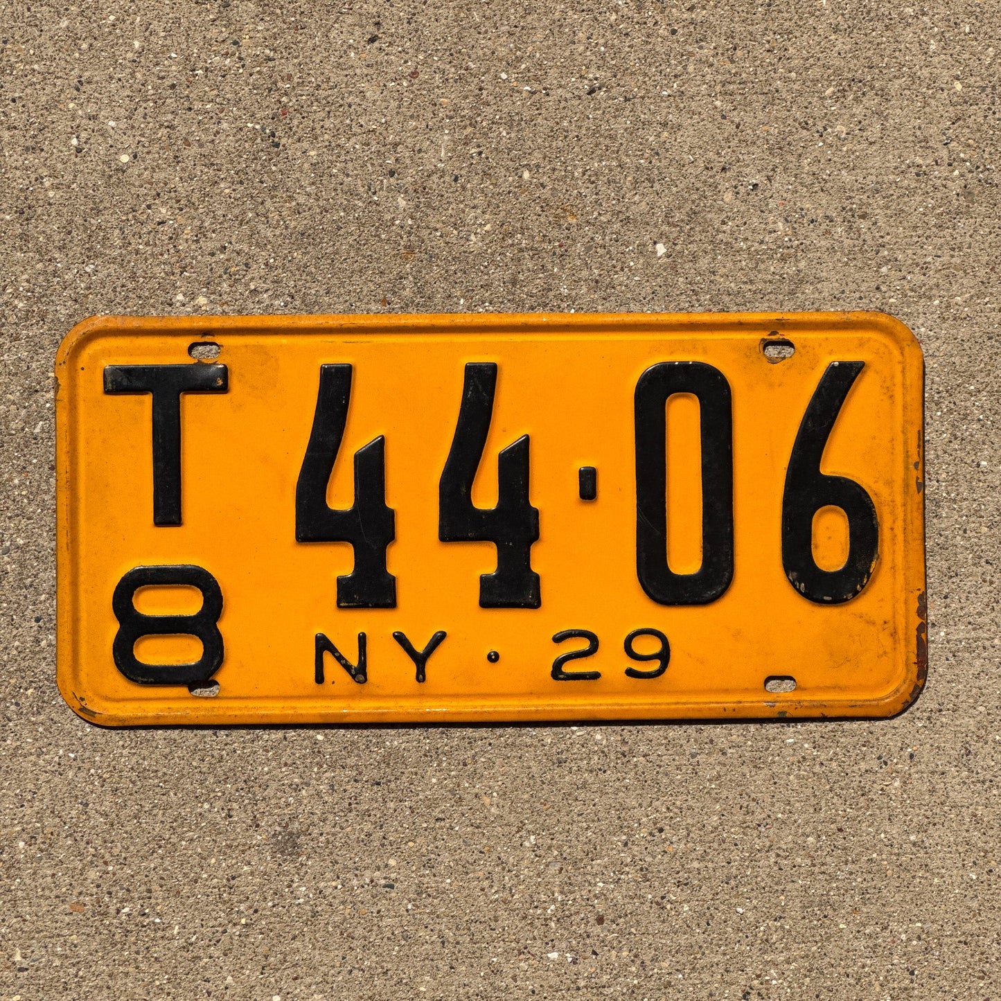 Photo of a 1929 New York License Plate Auto Tag Garage Decor Vintage Model A Year T8 4406