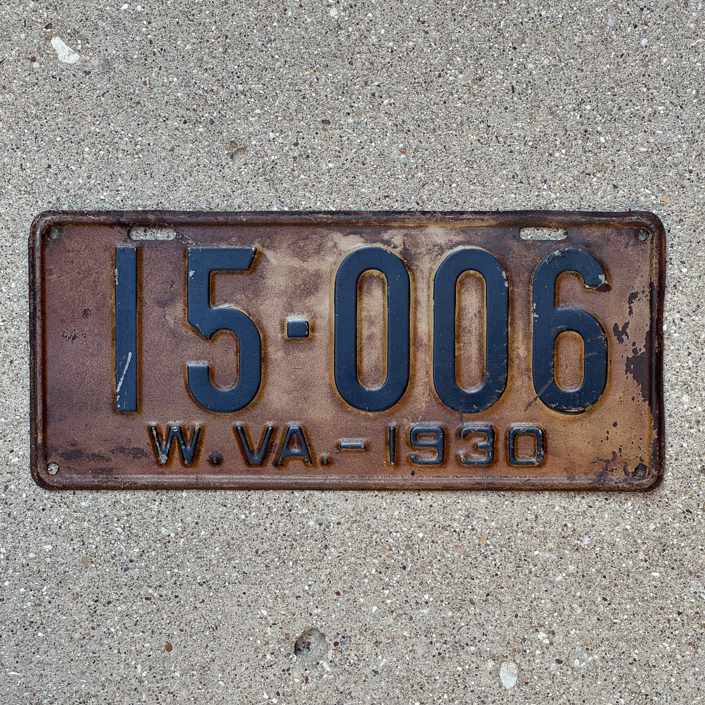 Photo of a 1930 West Virginia License Plate Auto Tag Garage Decor Vintage 15 006