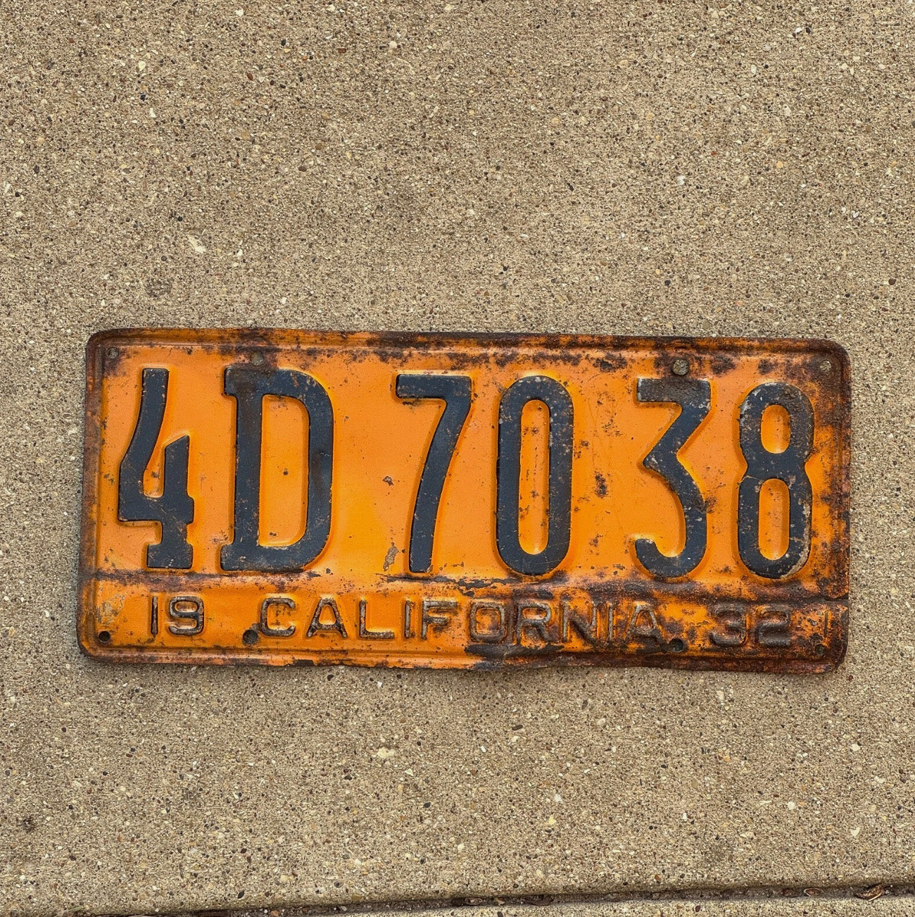 Photo of a 1932 California License Plate Auto Tag Garage Decor Vintage 4D 7038