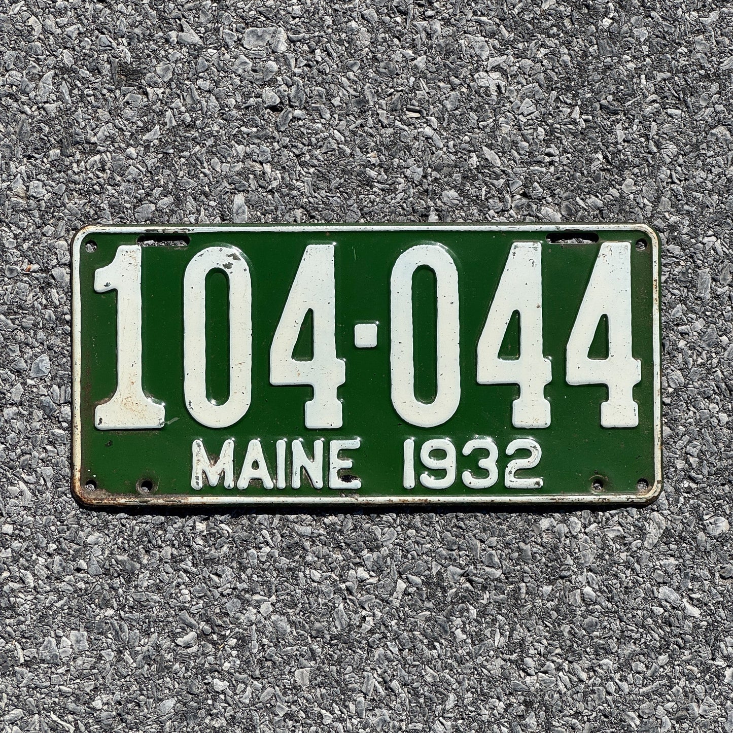 Photo of a 1932 Maine License Plate Auto Tag Garage Decor Vintage 104 044