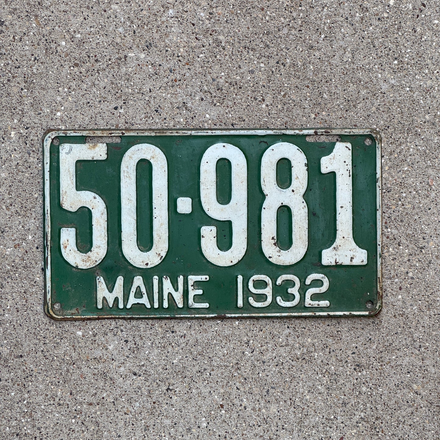 Photo of a 1932 Maine License Plate Auto Tag Garage Decor Vintage 50981