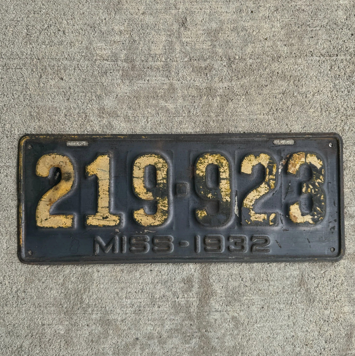 Photo of a 1932 Mississippi License Plate Auto Tag Garage Decor Vintage 219923 with original patina