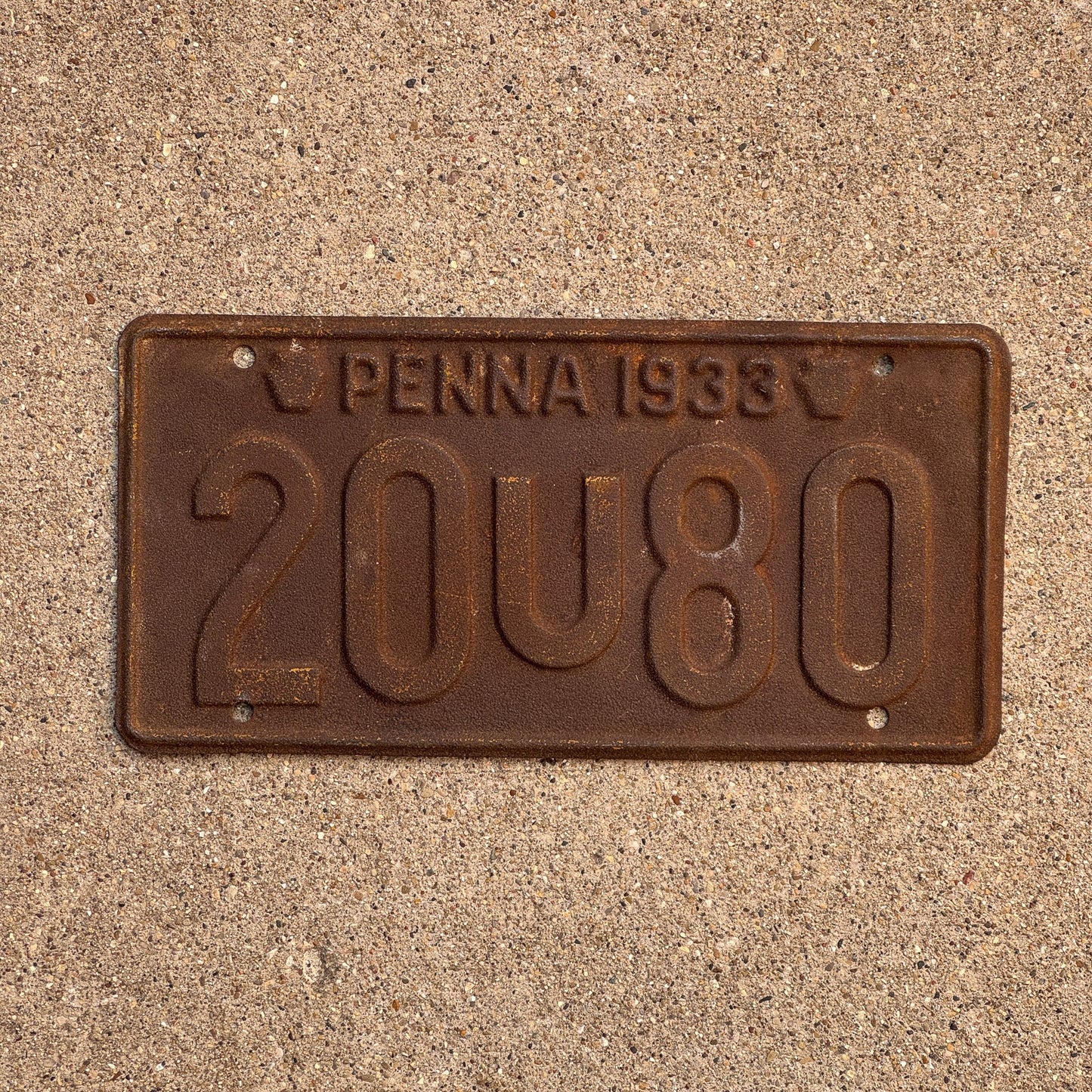 Photo of a 1933 Pennsylvania License Plate Auto Tag Garage Decor Vintage 20 U 80