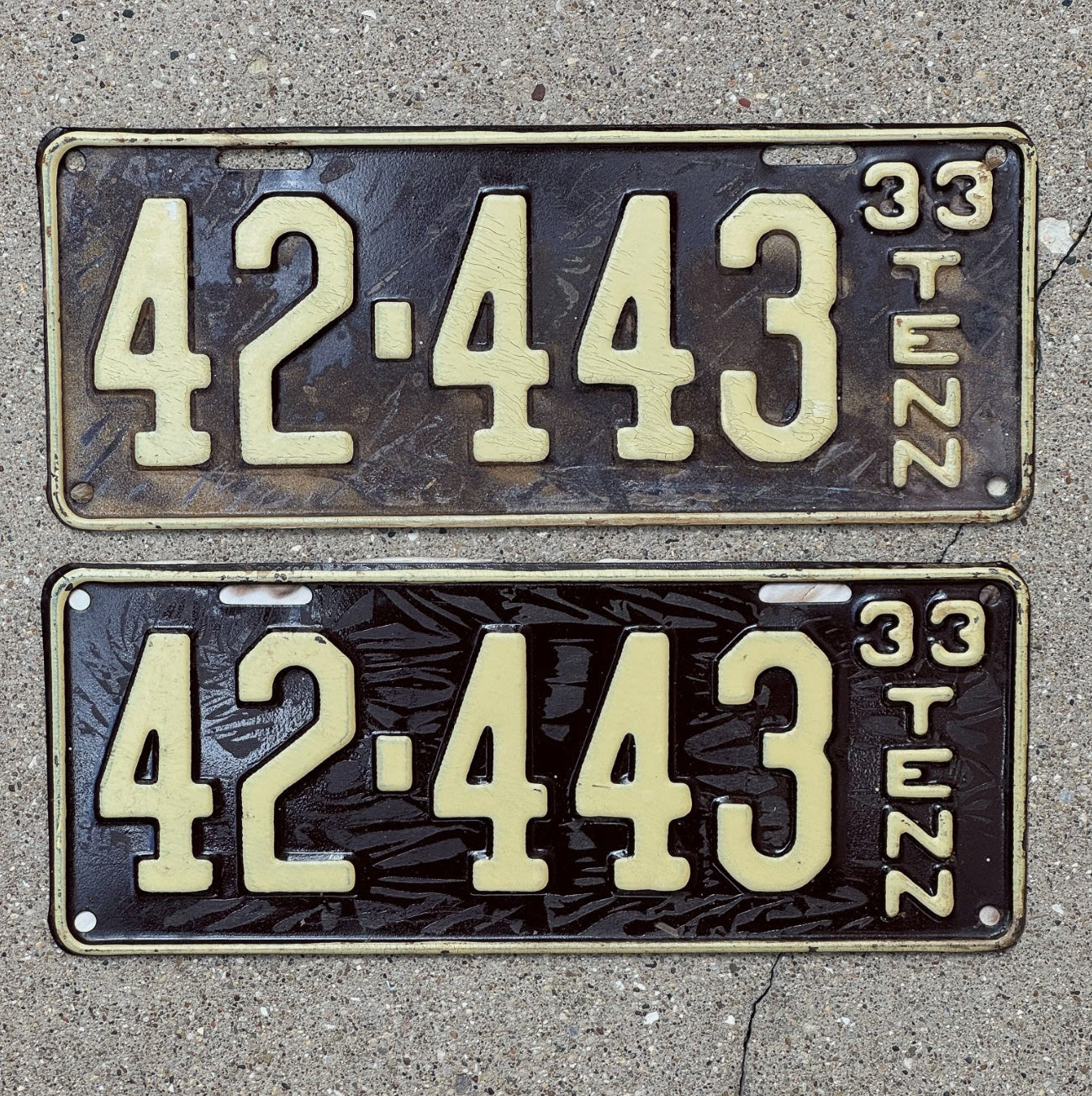 Photo of a 1933 Tennessee License Plate Pair Auto Tag Garage Decor Vintage 42 443 with original patina