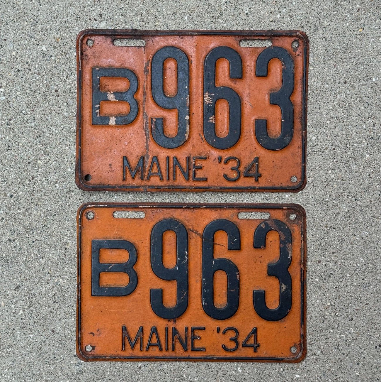 Photo of a 1934 Maine License Plate Pair Auto Tag Garage Decor Vintage YOM Ford Chevy Dodge B 963
