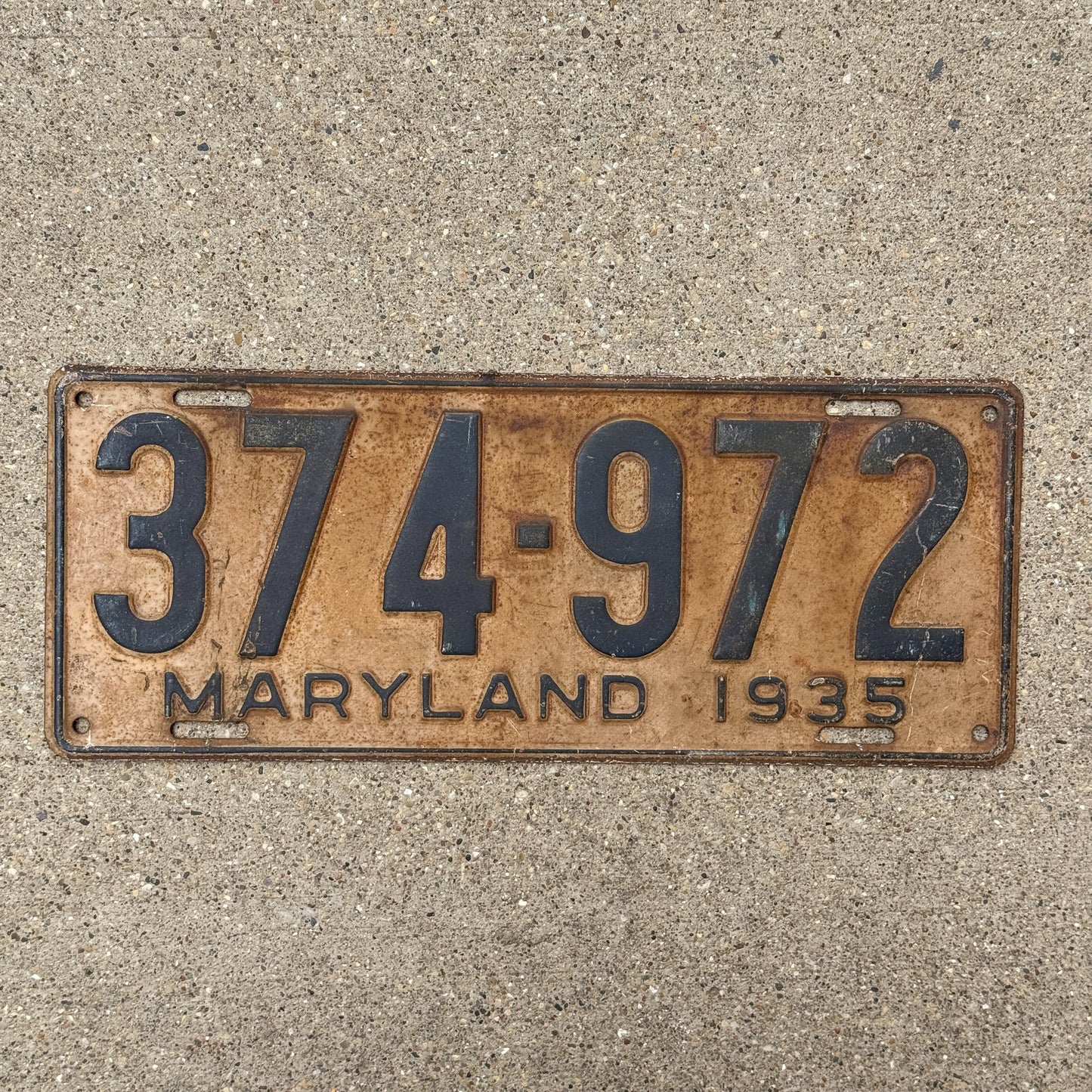 Photo of a 1935 Maryland License Plate Auto Tag Garage Decor Vintage 374 972