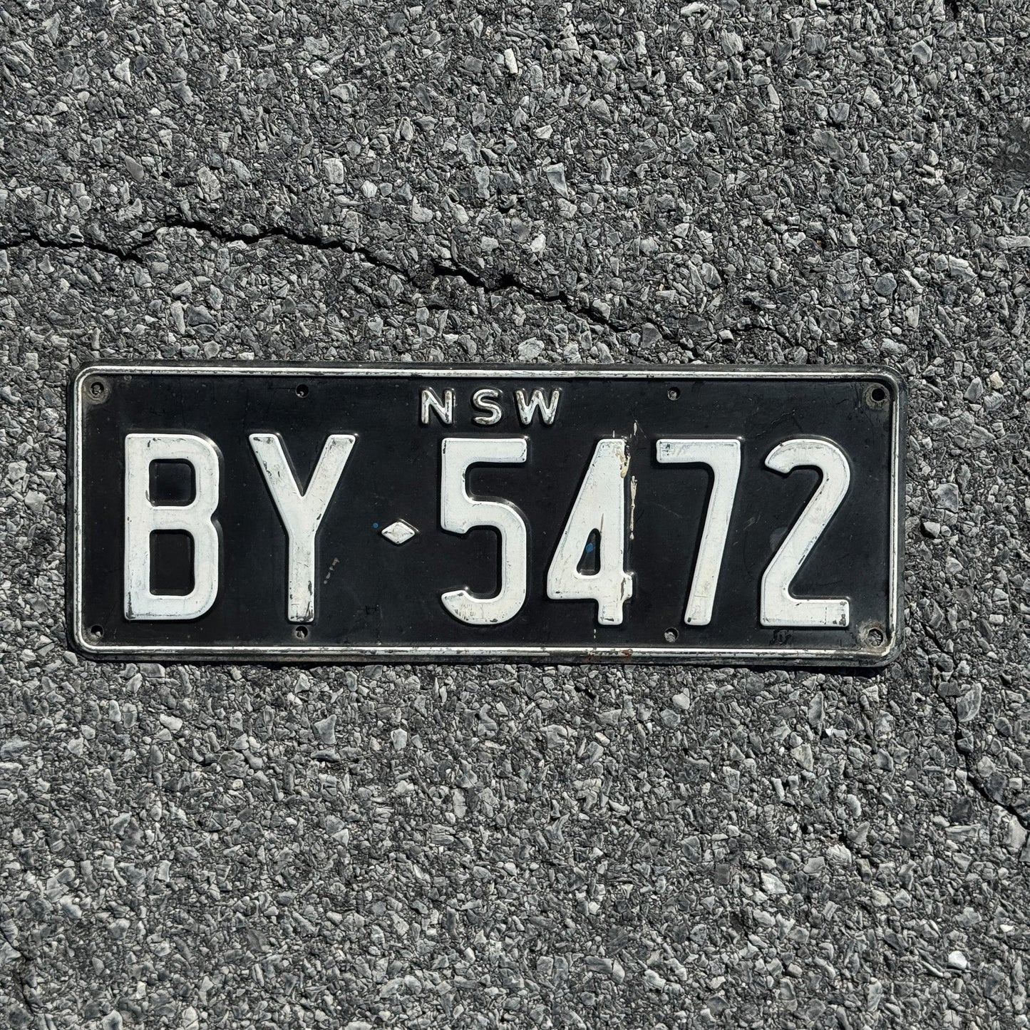 Photo of a 1937 1951 New South Wales License Plate Auto Tag Garage Decor Vintage BY5472