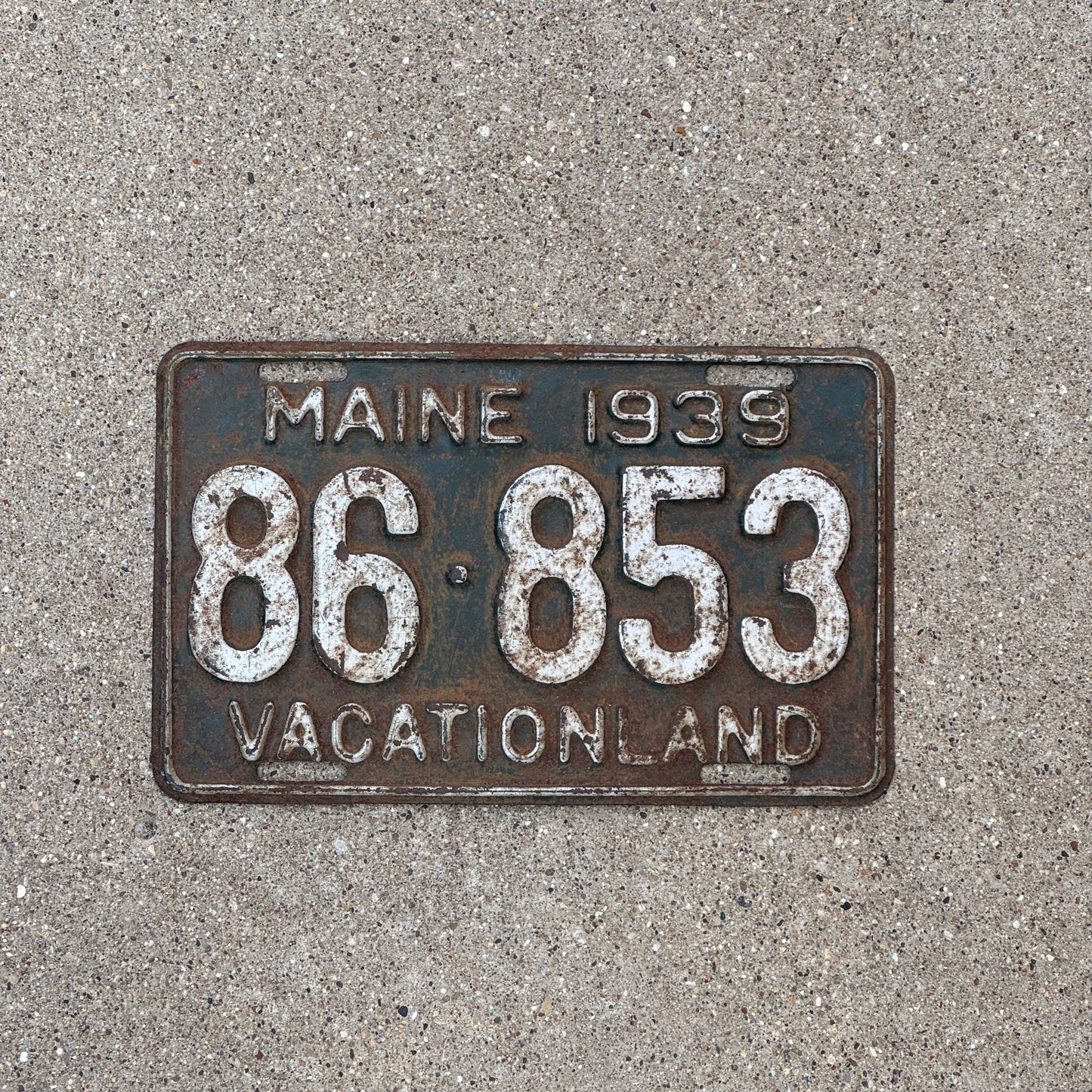 Photo of a 1939 Maine License Plate Auto Tag Garage Decor Vintage 86853