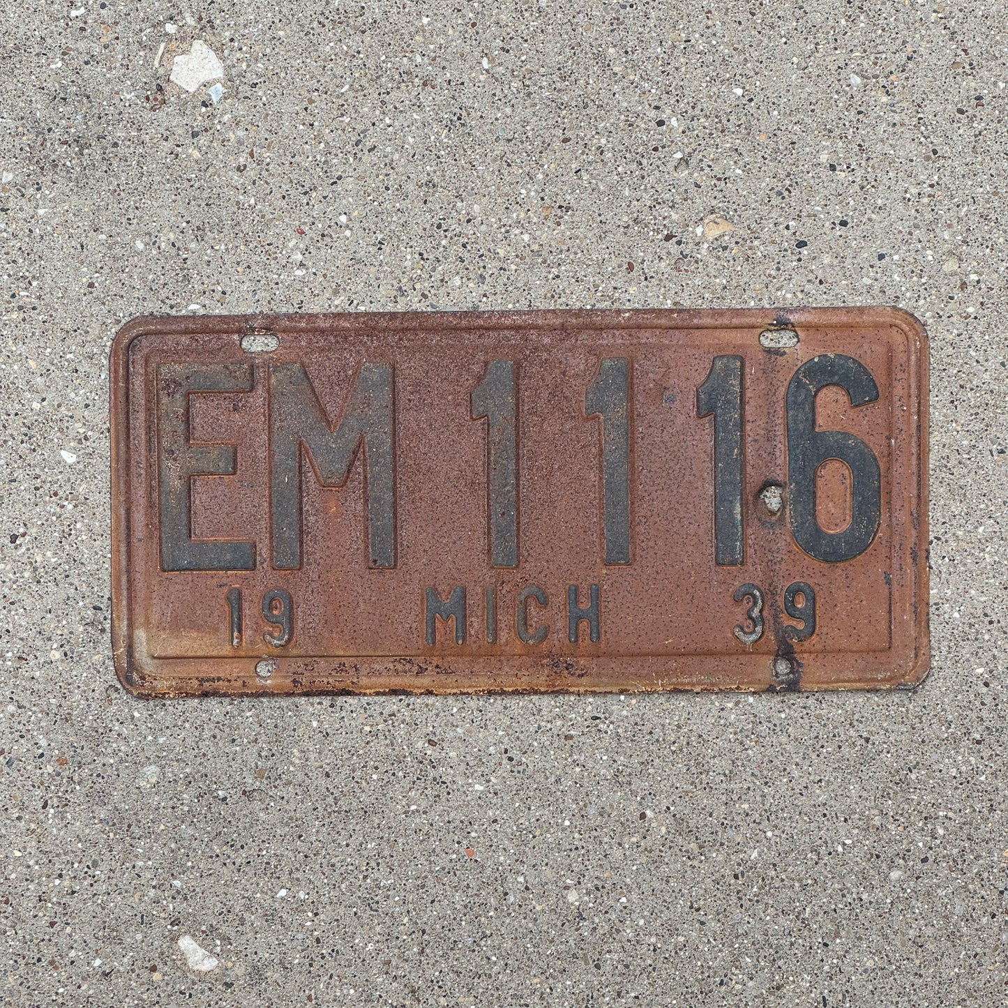 Photo of a 1939 Michigan License Plate Auto Tag Garage Decor Vintage 111 Repeat Repeating EM 1116
