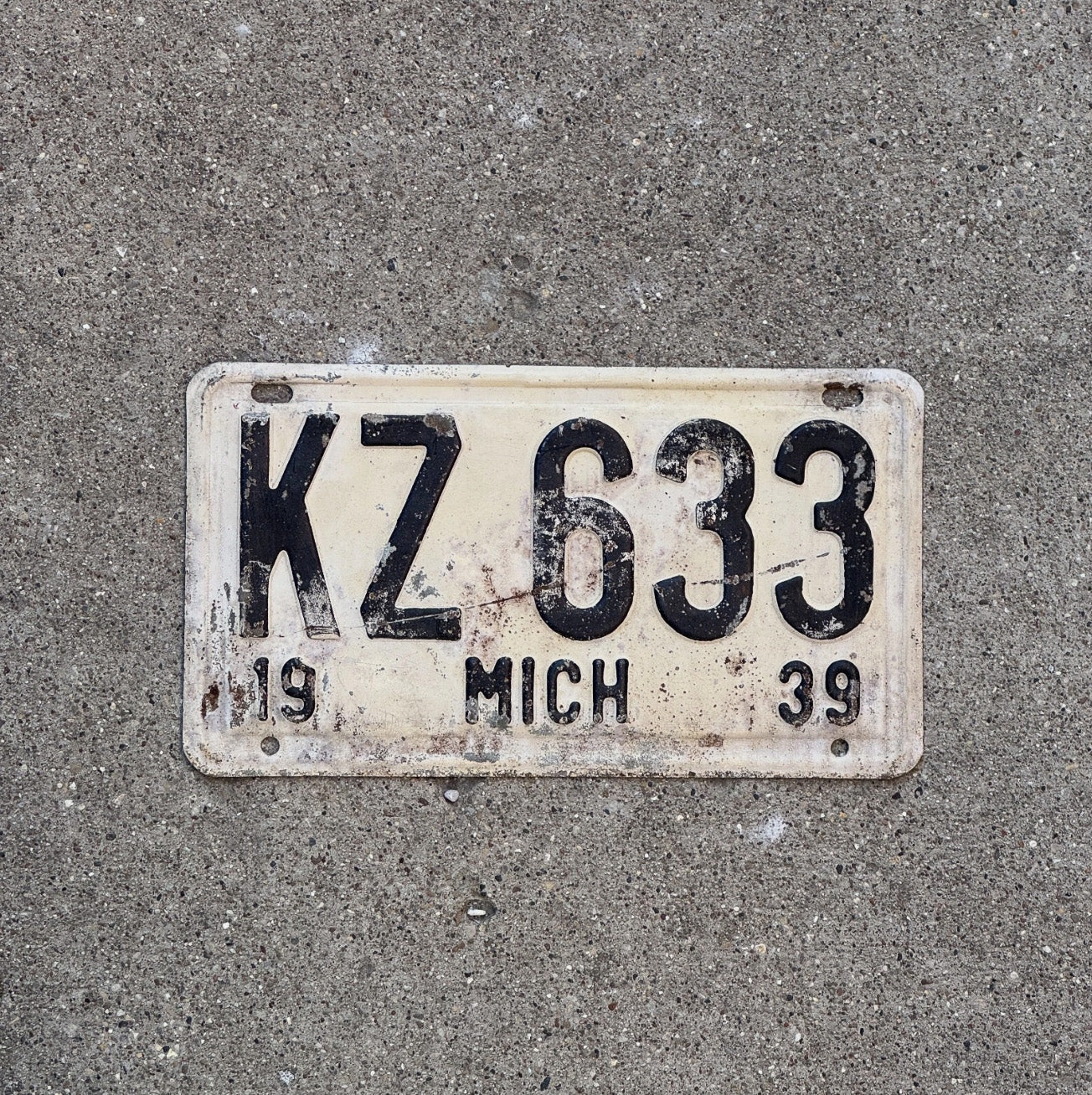 Photo of a 1939 Michigan License Plate Auto Tag Garage Decor Vintage KZ 633