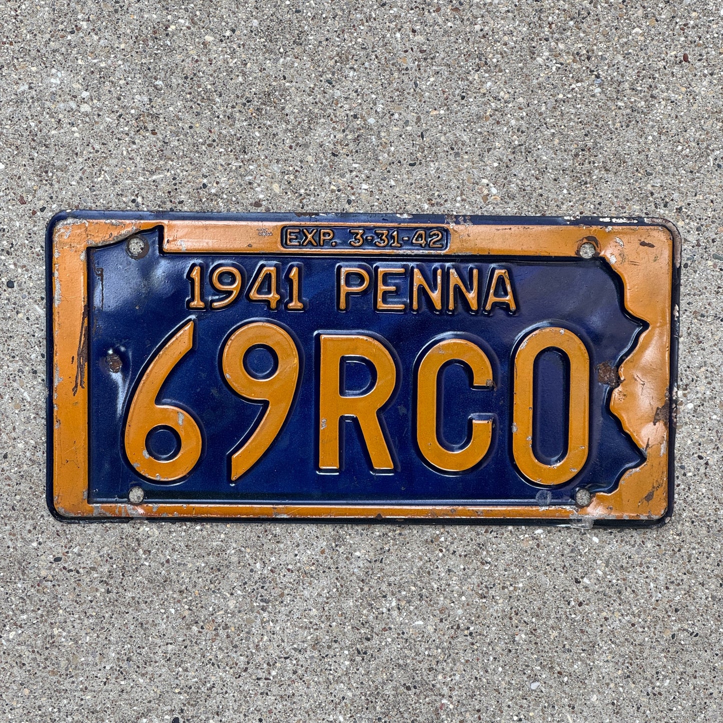Photo of a 1941 Pennsylvania License Plate Auto Tag Garage Decor Vintage 69 RC 0