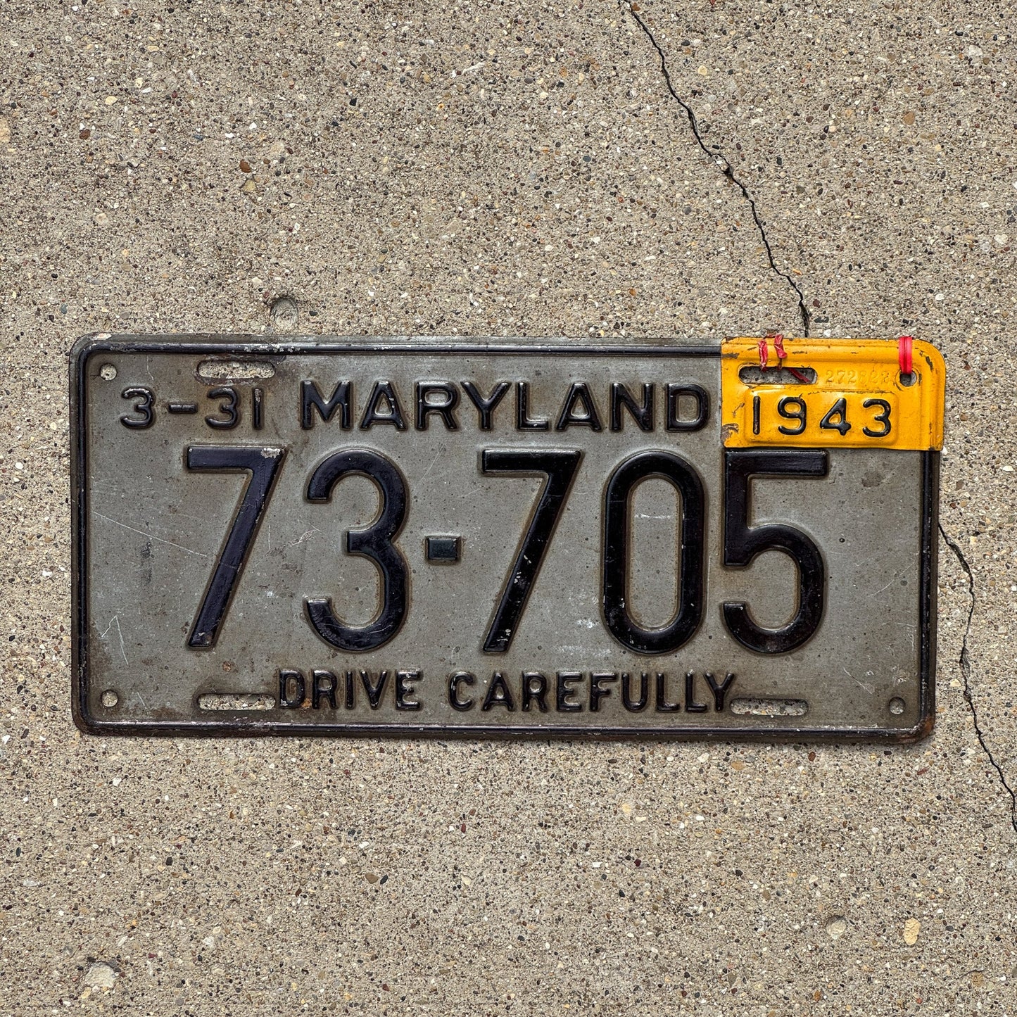 Photo of a 1942 1943 Maryland License Plate Auto Tag Garage Decor Vintage 73 705