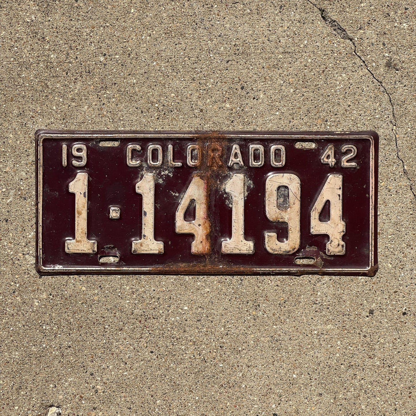 Photo of a 1942 Colorado License Plate Auto Tag Garage Decor Vintage 114194