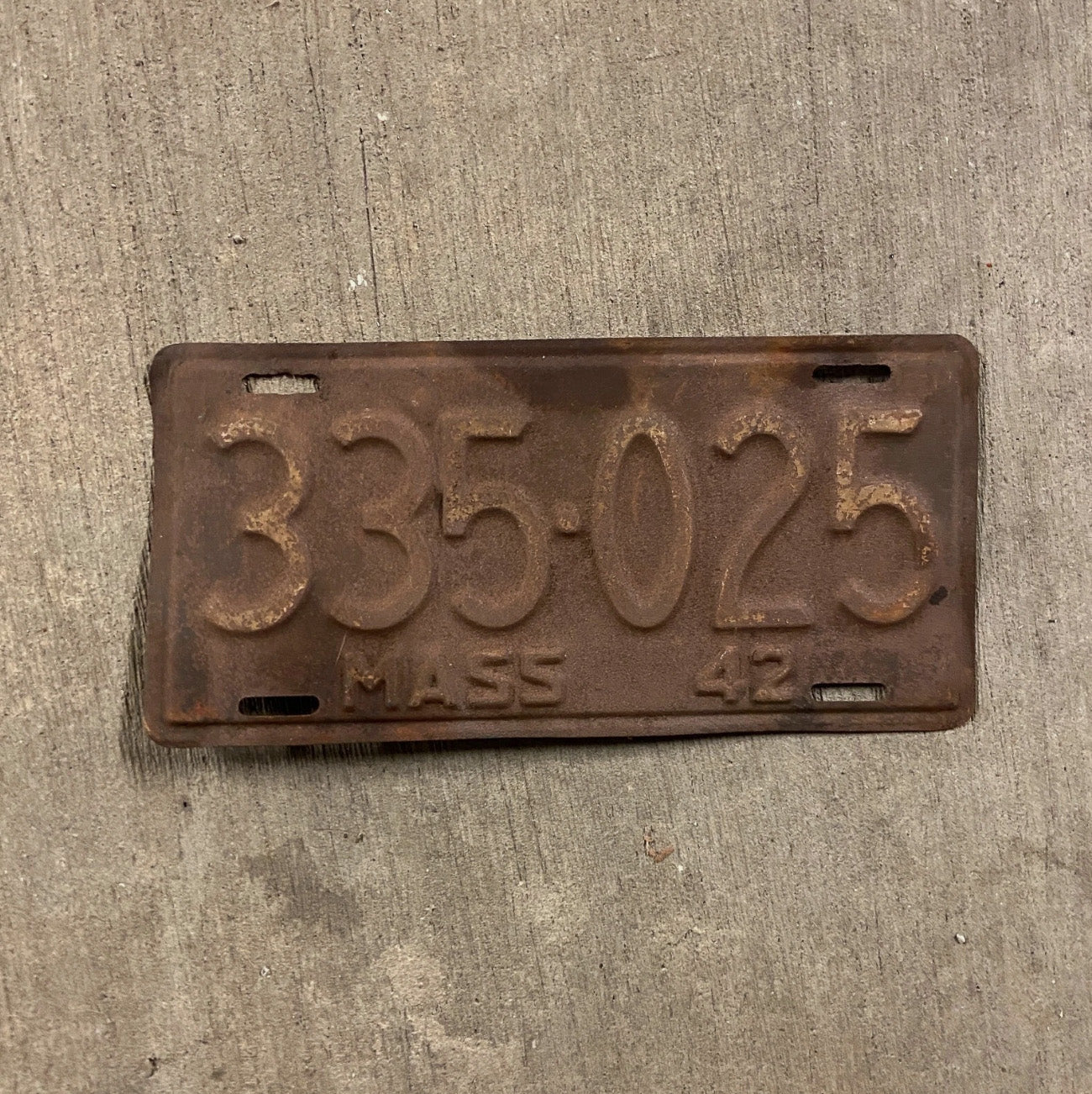 Photo of a 1942 Massachusetts License Plate Auto Tag Garage Decor Vintage Mass 335 025