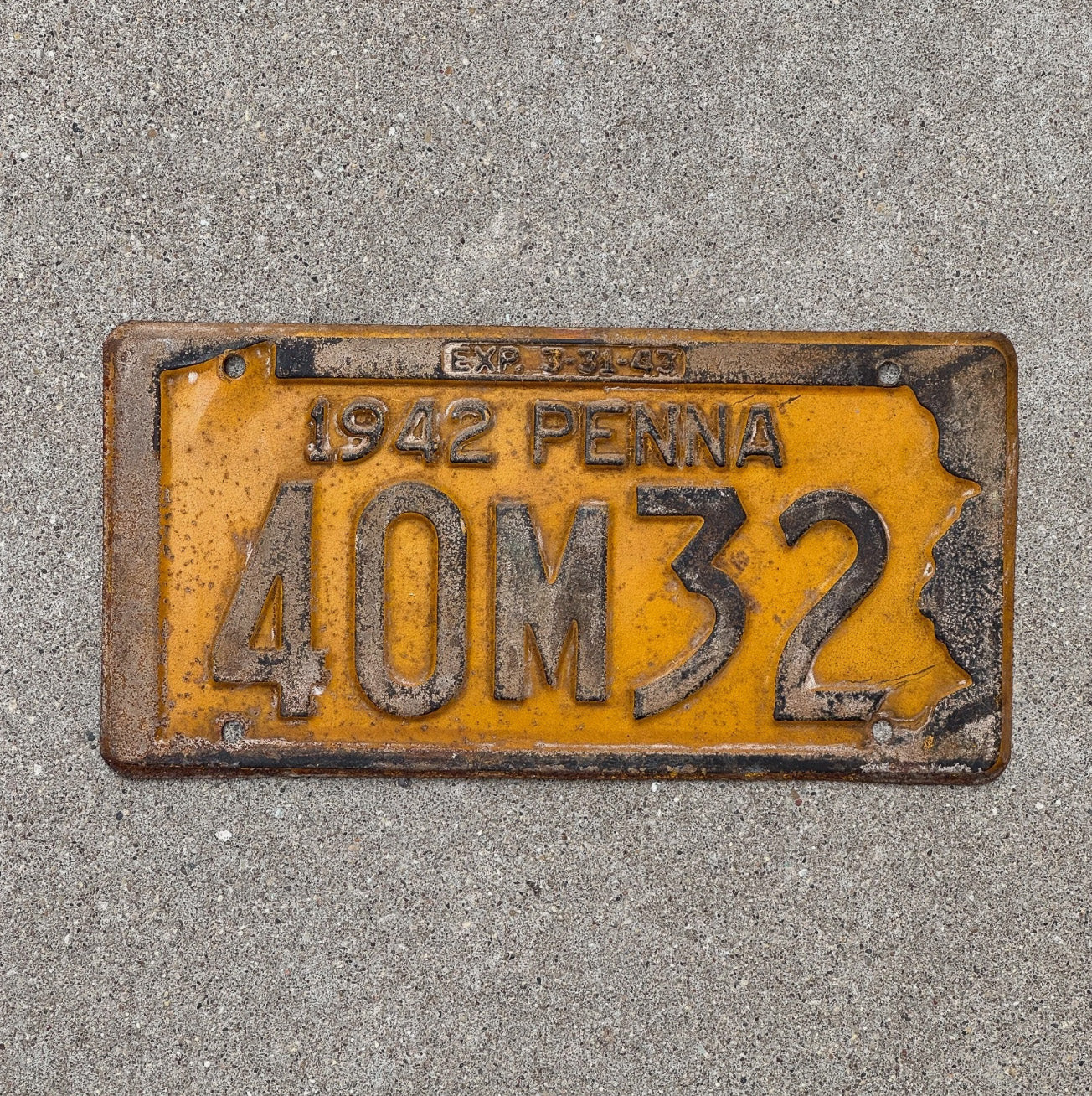 Photo of a 1942 Pennsylvania License Plate Auto Tag Garage Decor Vintage 40 M 32