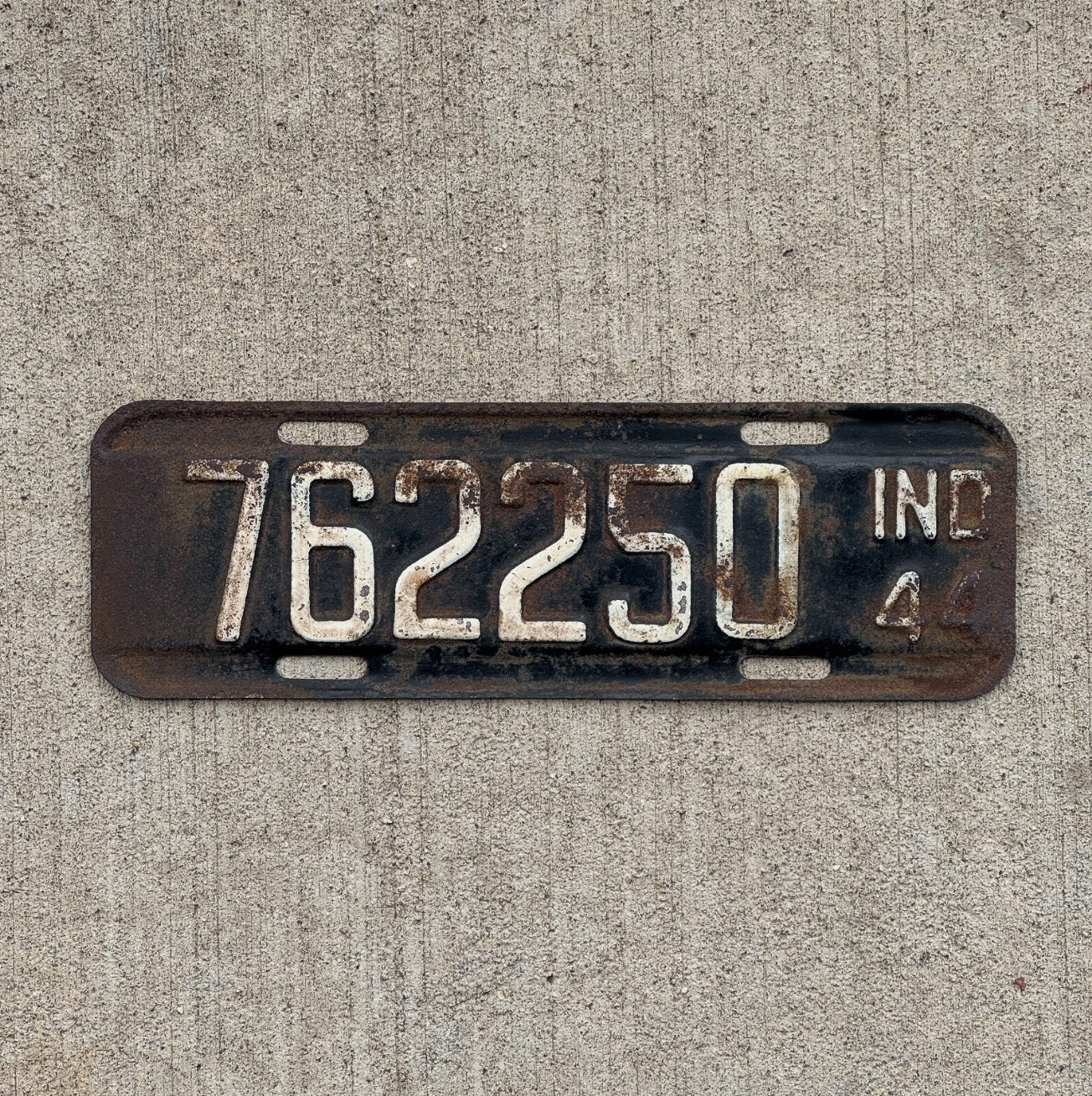 Photo of a 1944 Indiana License Plate Auto Tag Garage Decor Vintage 762250