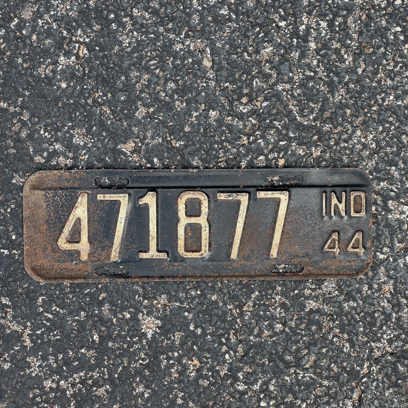Photo of a 1944 Indiana License Plate Auto Tag Garage Decor Vintage War Year 471877