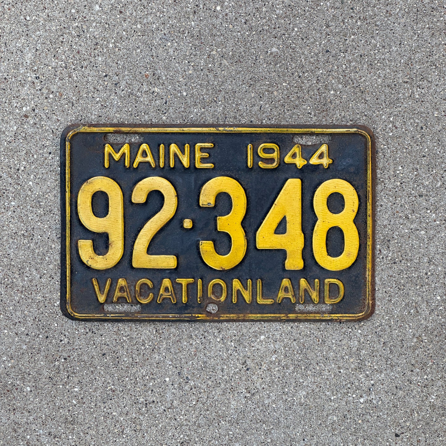 Photo of a 1944 Maine TRUCK License Plate Auto Tag Garage Decor Vintage 29 906