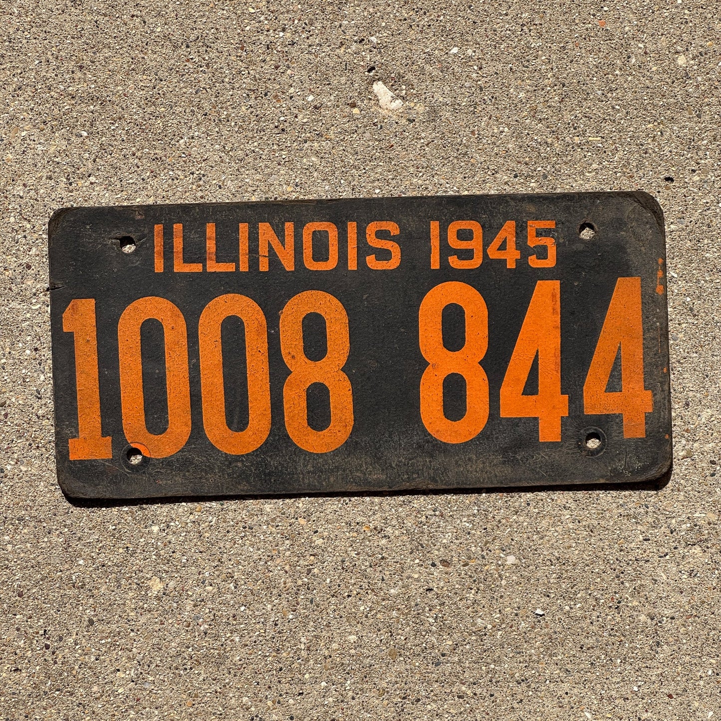 Photo of a 1945 Illinois Fiber Board Soy License Plate Auto Tag Garage Decor Vintage 1008 844