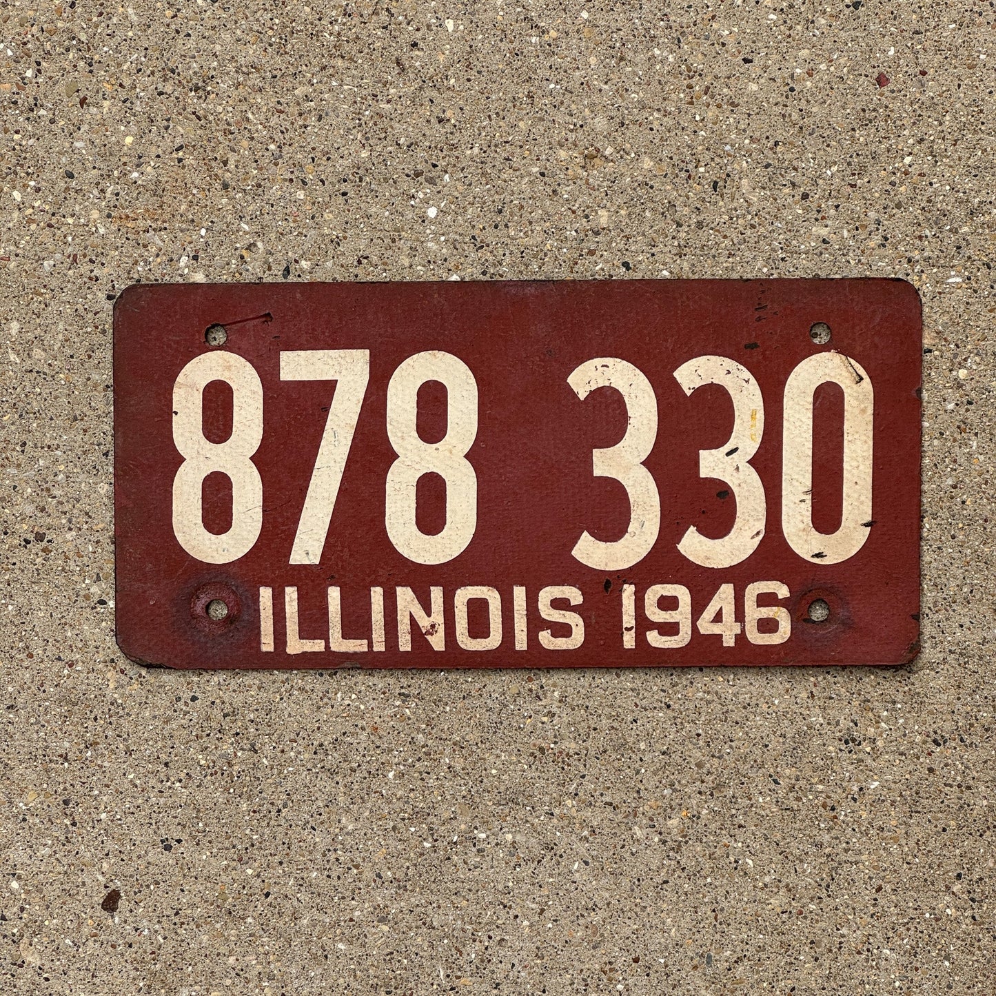 Photo of a 1946 Illinois Fiber Board Soy License Plate Auto Tag Garage Decor Vintage 878 330