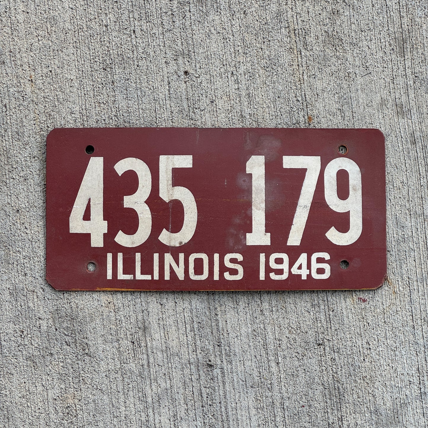 Photo of a 1946 Illinois Fiberboard License Plate Auto Tag Garage Decor Vintage 435 179 with original patina