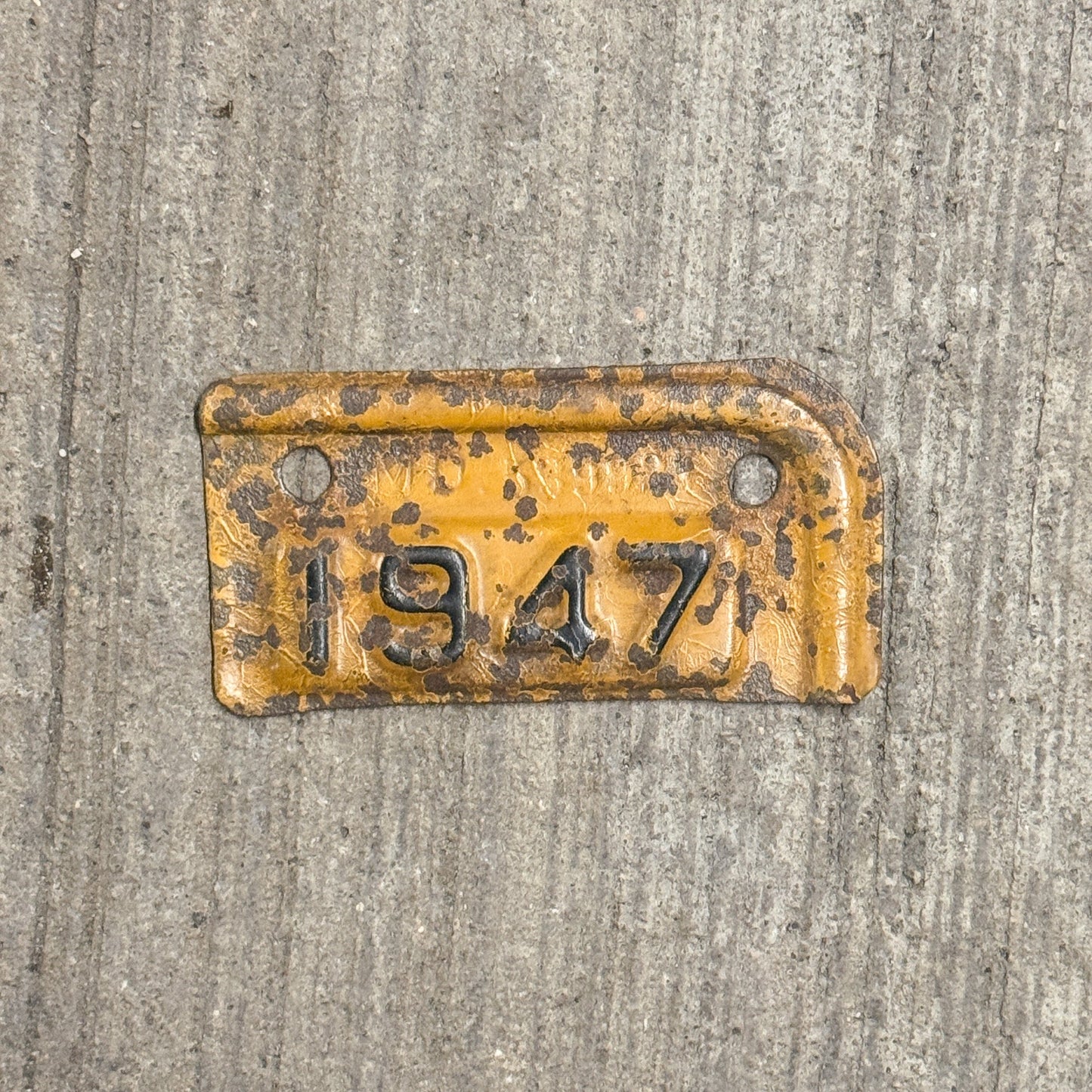 1947 Maryland Registration Tab License Plate Auto Tag 539921