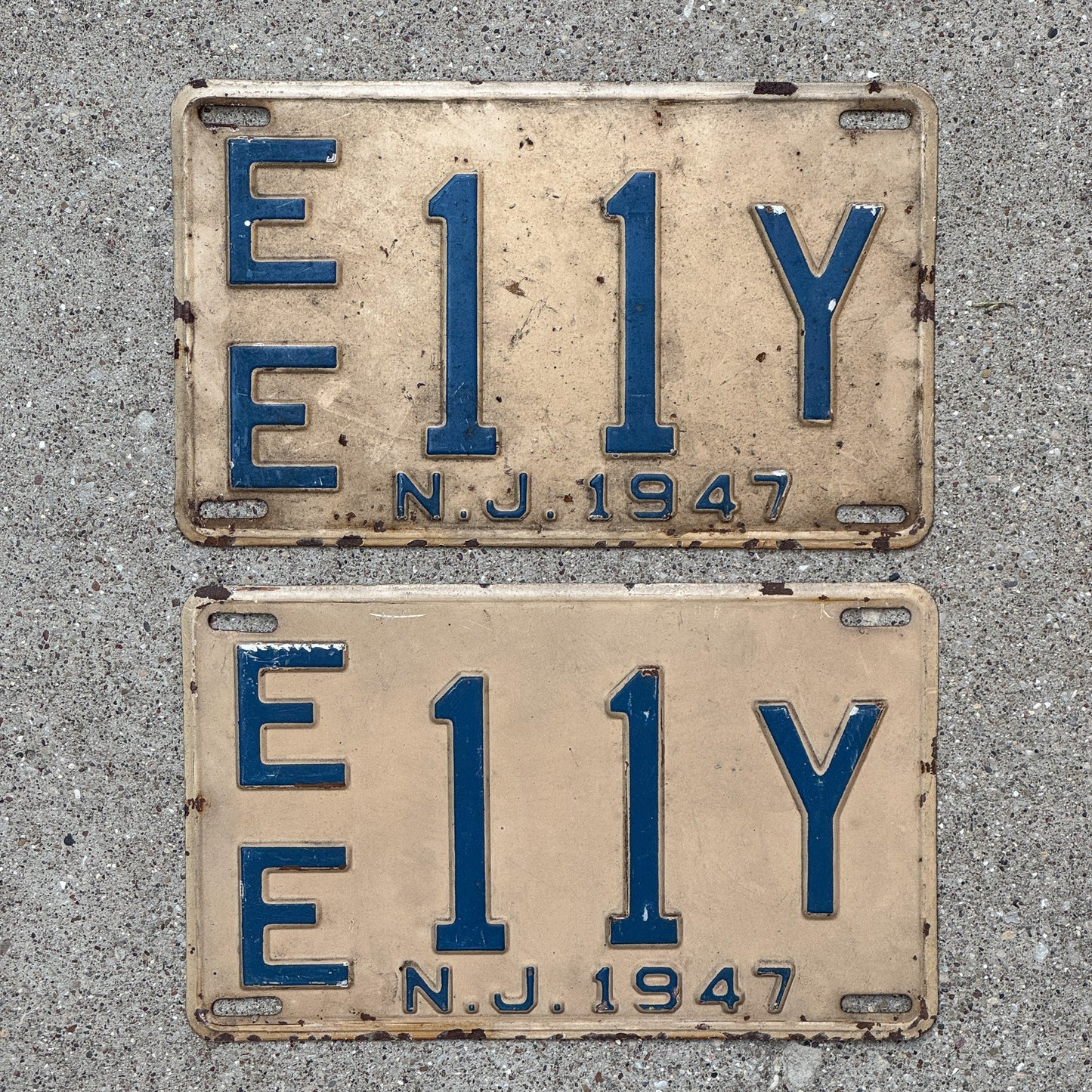 Photo of a 1947 New Jersey License Plate Pair Auto Tag Garage Decor Vintage EE 11 Y