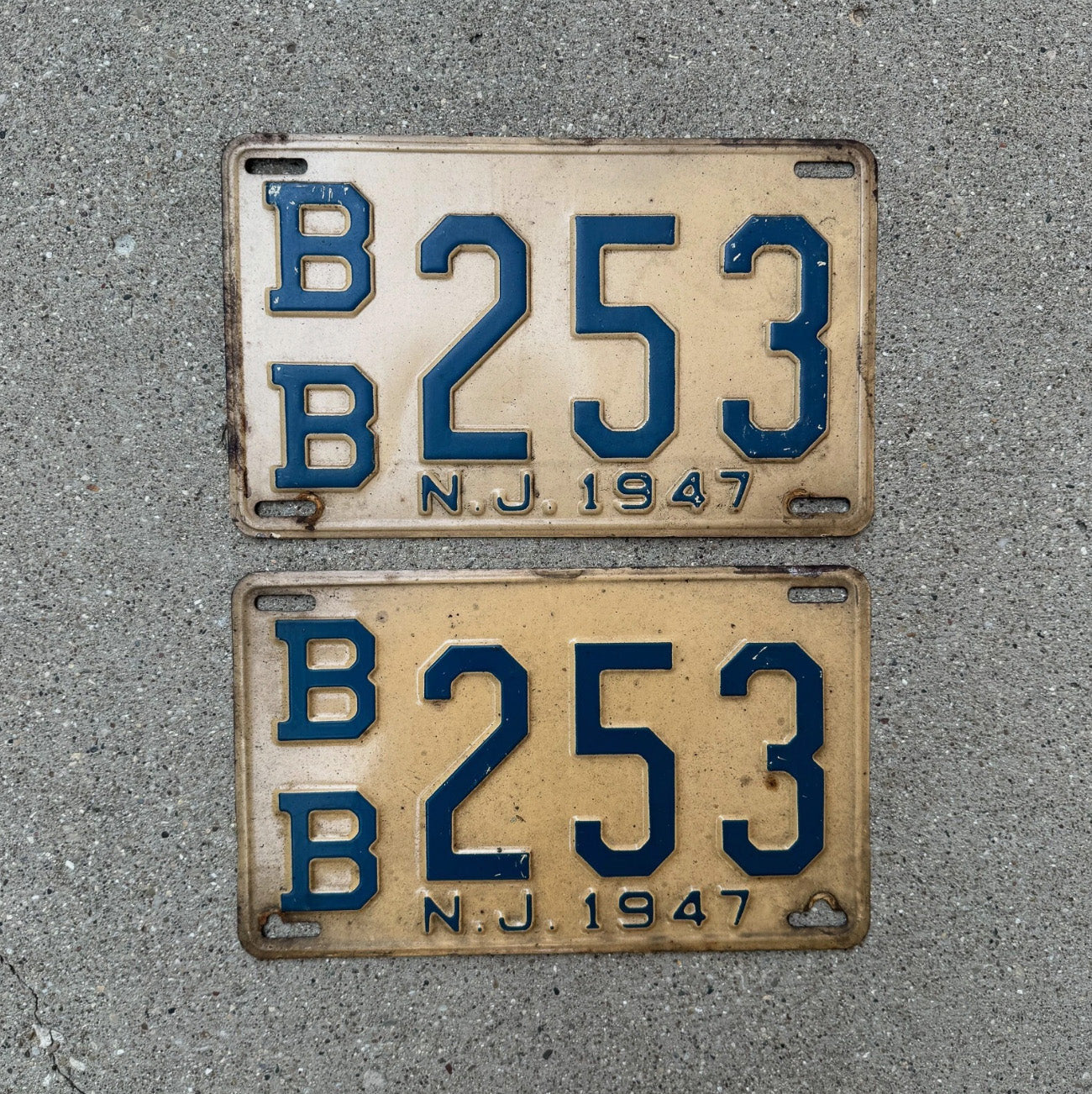 Photo of a 1947 New Jersey License Plate Pair Auto Tag Garage Decor Vintage YOM Ford Chevy Dodge BB 253