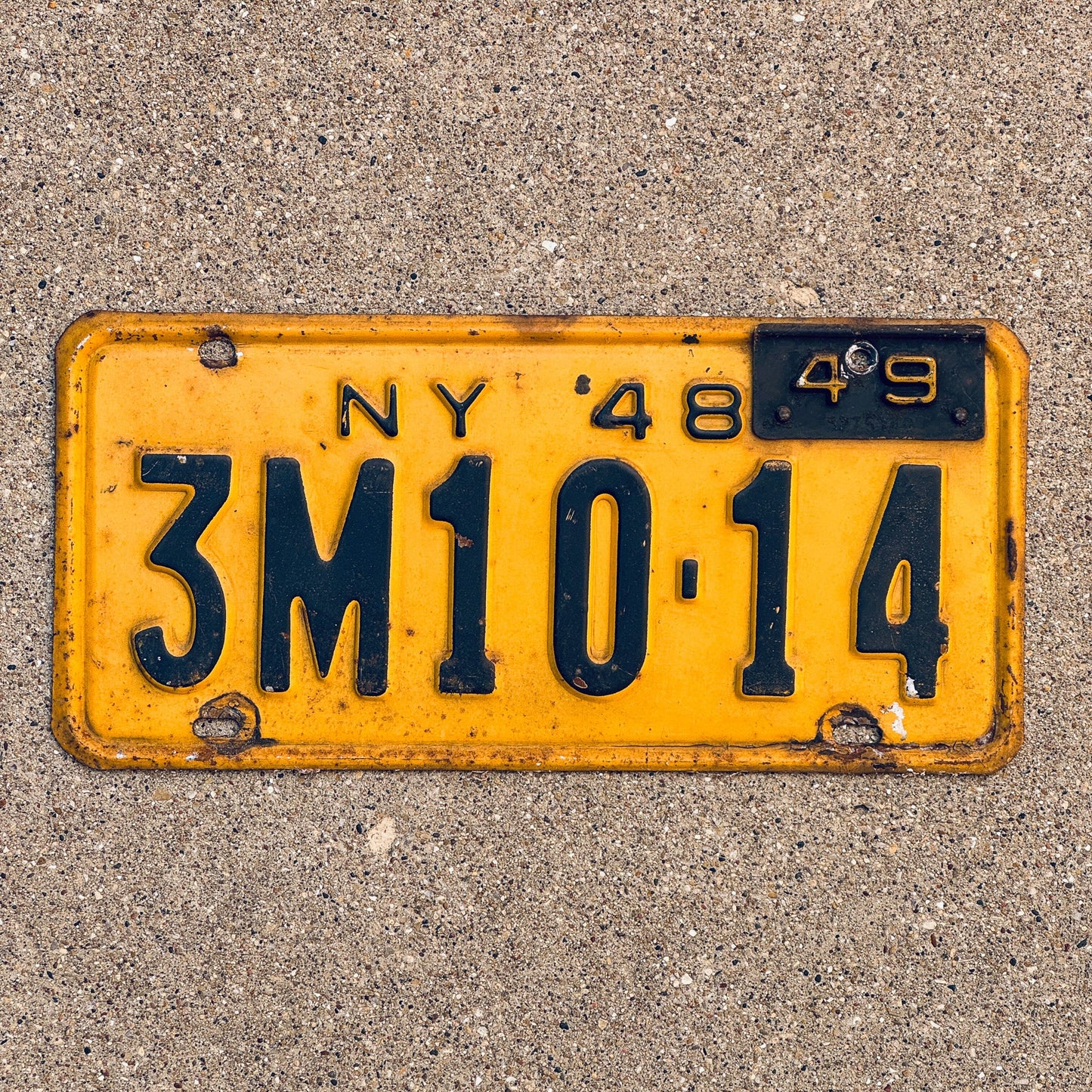Photo of a 1948 1949 New York License Plate Auto Tag Garage Decor Vintage 3M 1014