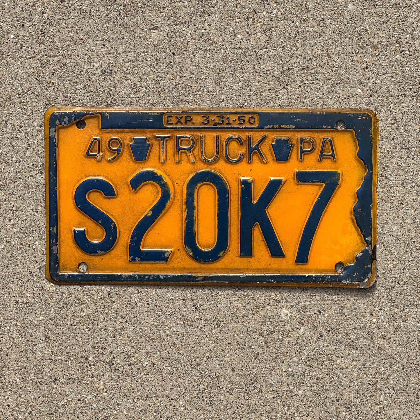 Photo of a 1949 Pennsylvania Truck License Plate Auto Tag Garage Decor Vintage S 20 K7